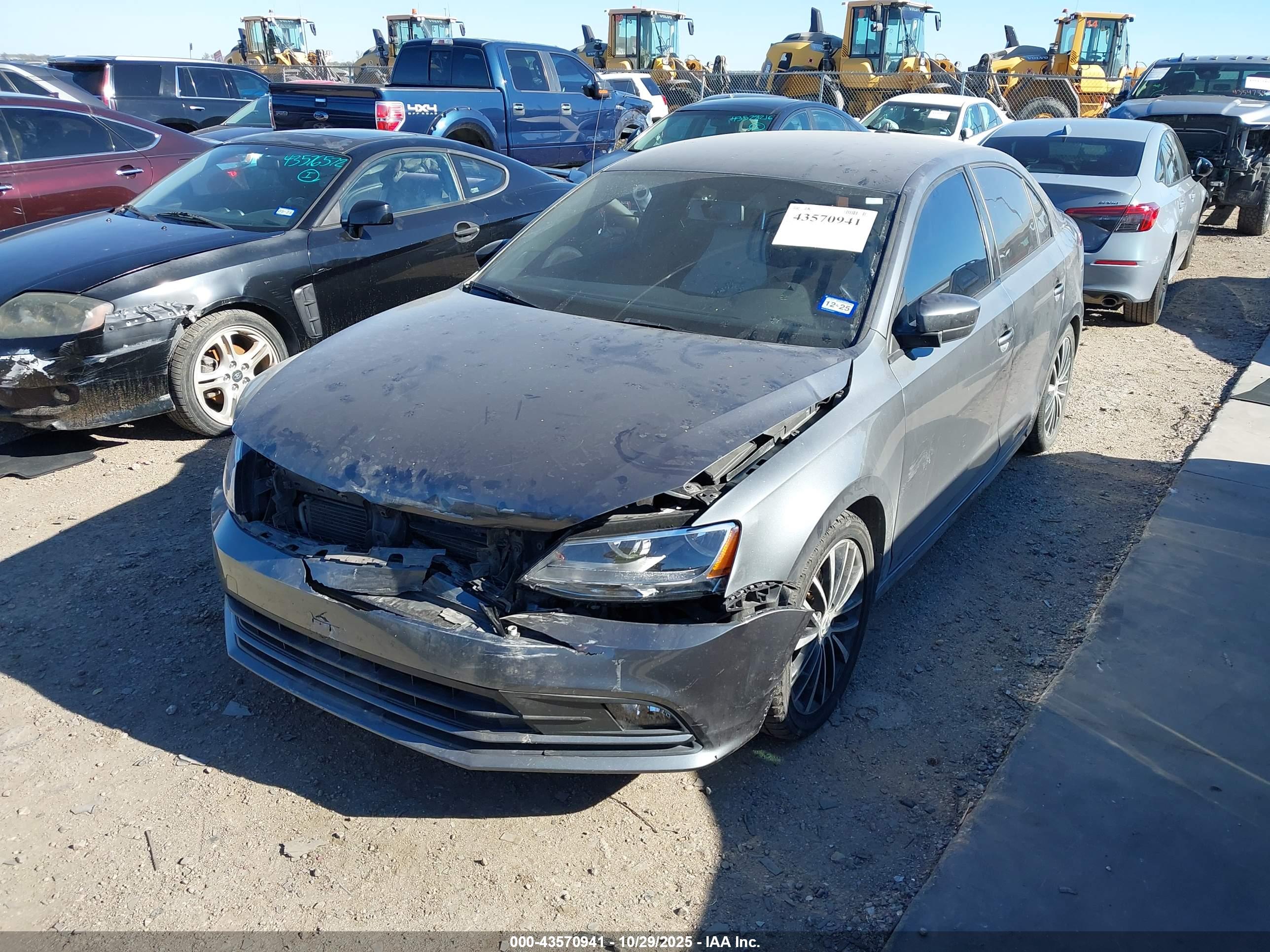 VOLKSWAGEN JETTA image 2