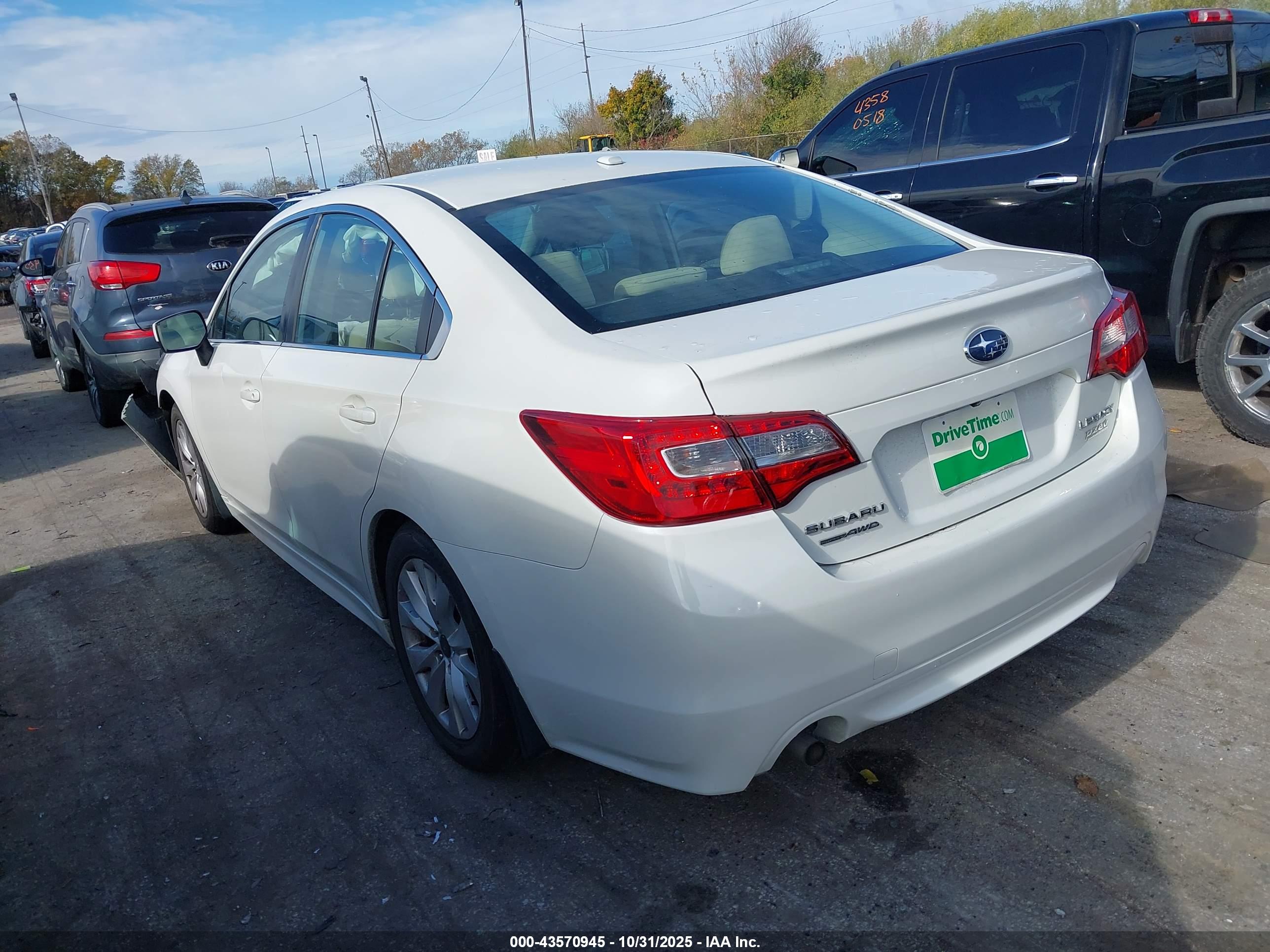SUBARU LEGACY image 3