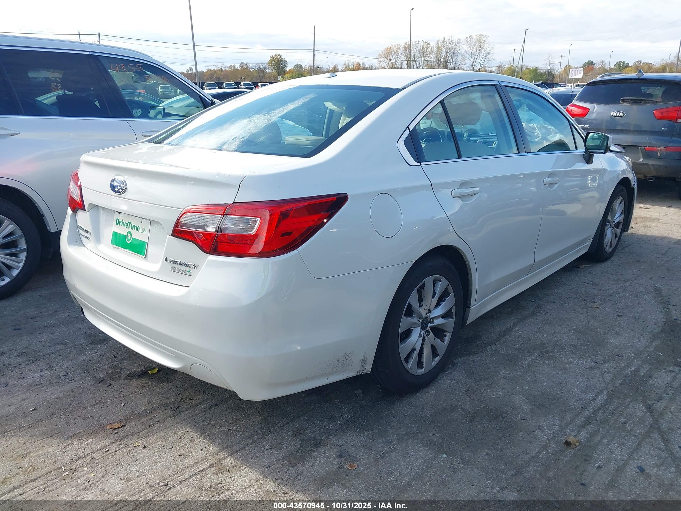 SUBARU LEGACY image 4
