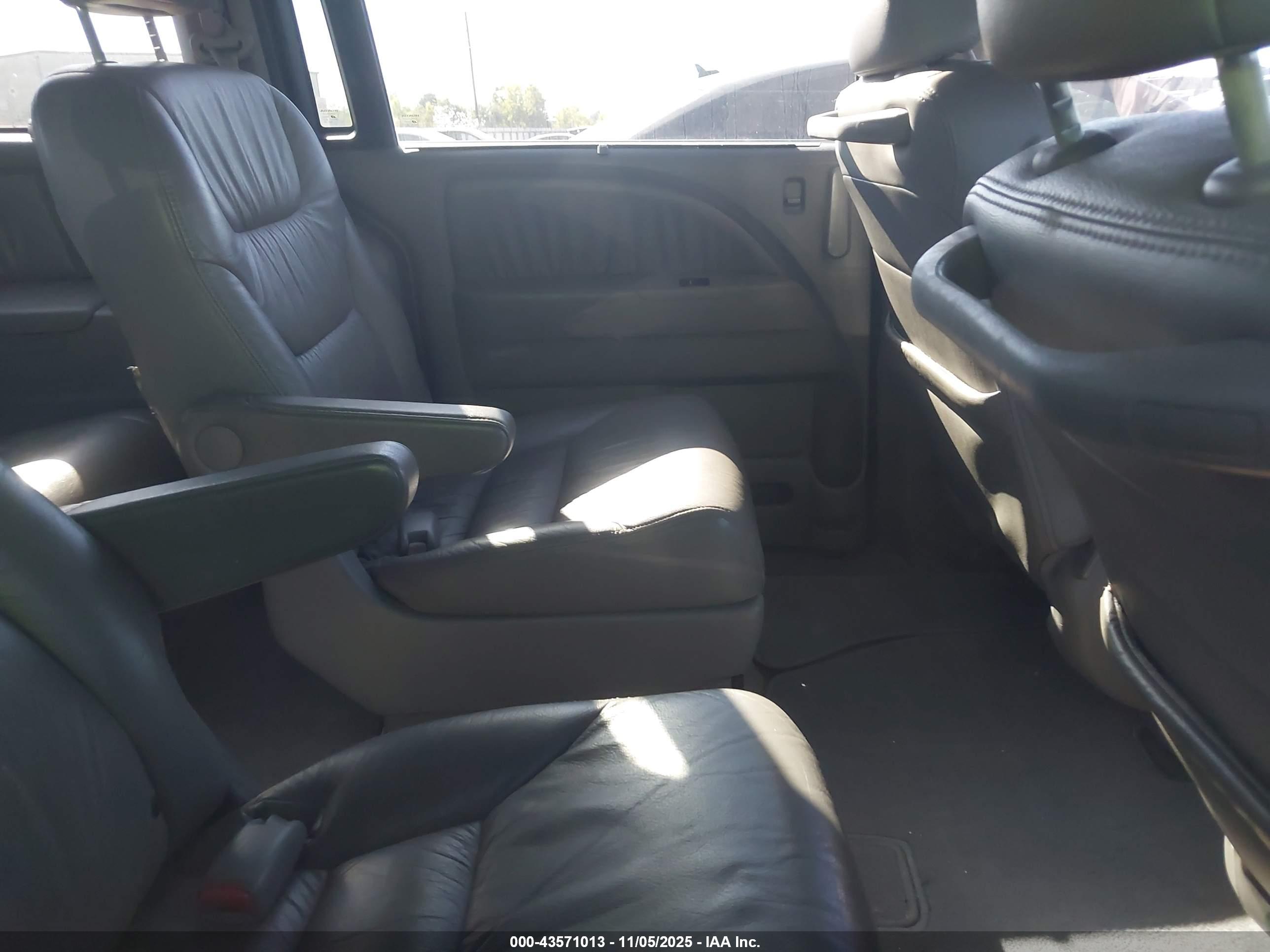 HONDA ODYSSEY image 8