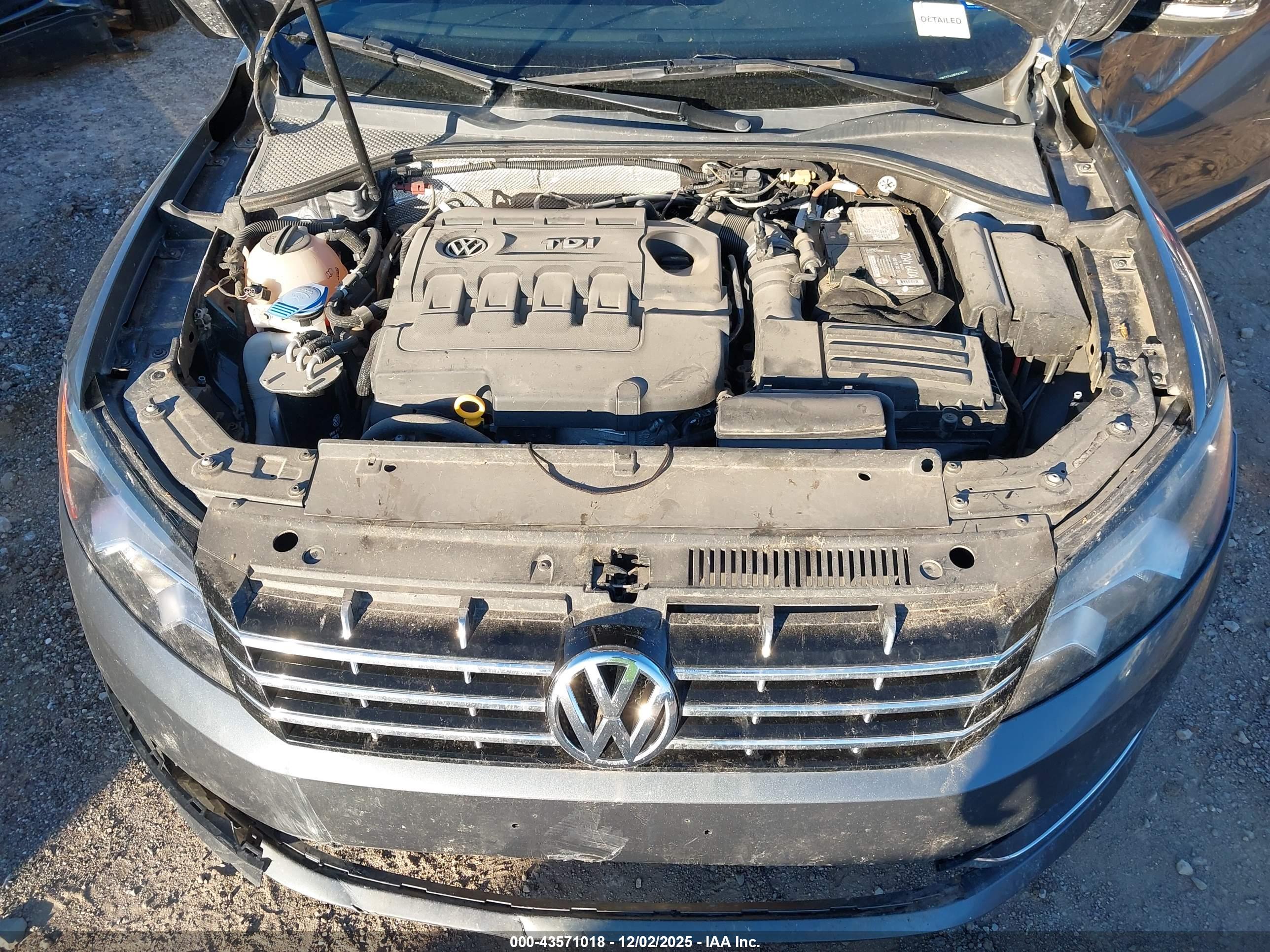 VOLKSWAGEN PASSAT image 10
