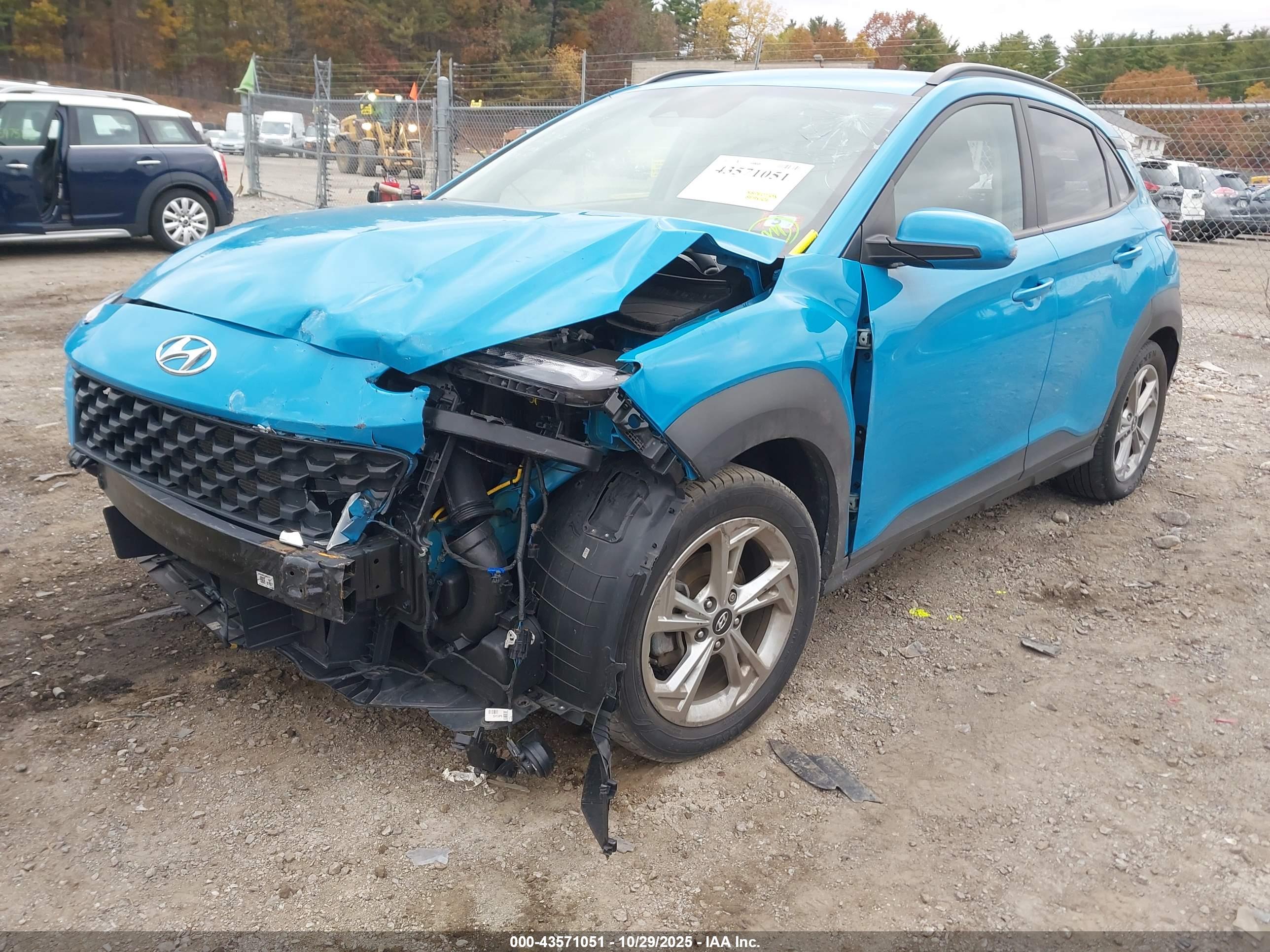 HYUNDAI KONA image 2