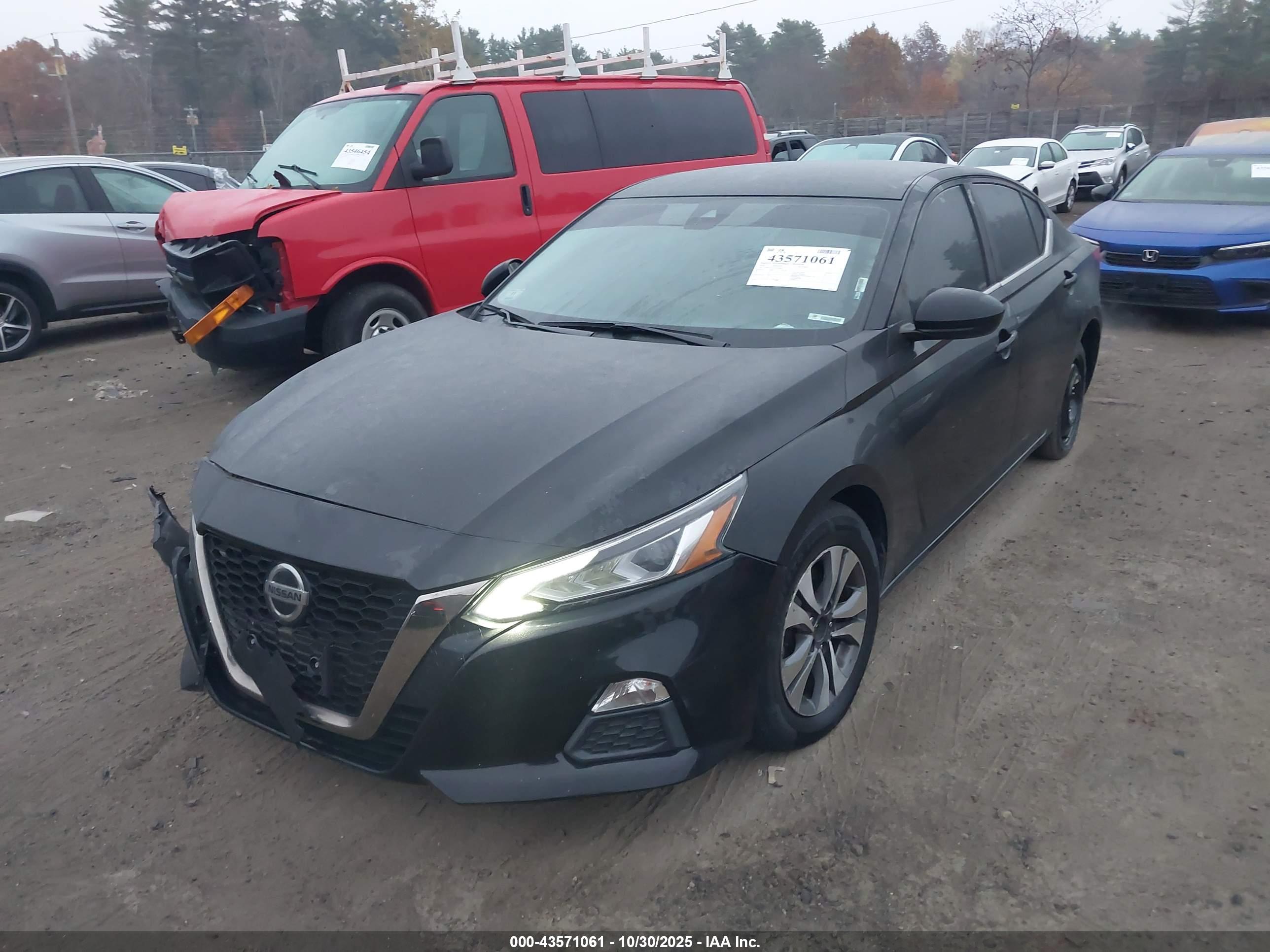 NISSAN ALTIMA image 2