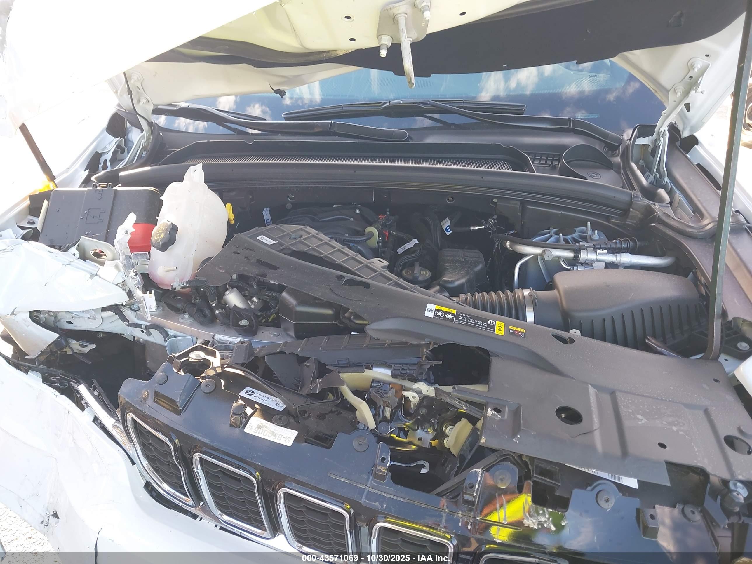 JEEP GRAND image 10