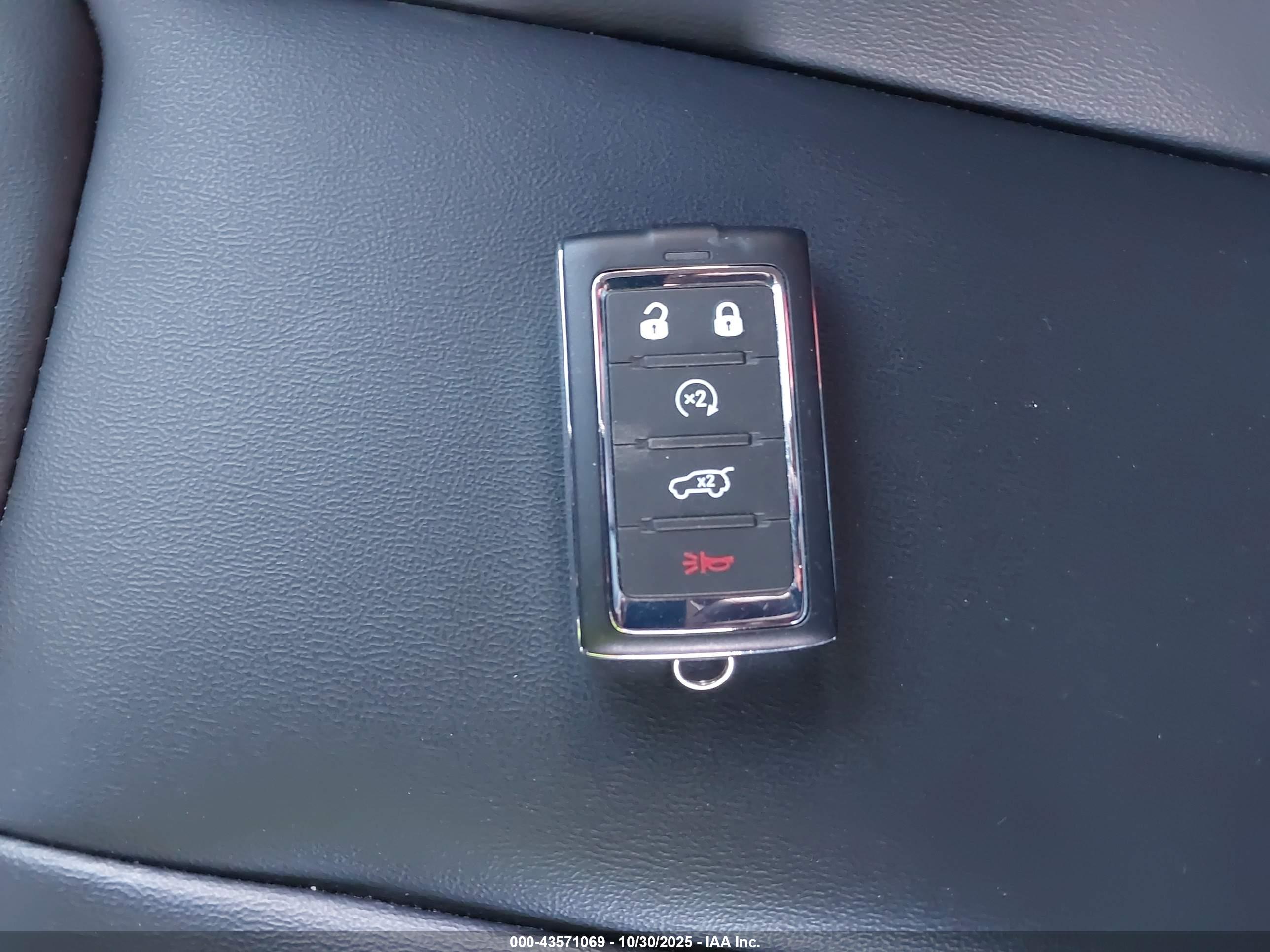 JEEP GRAND image 11