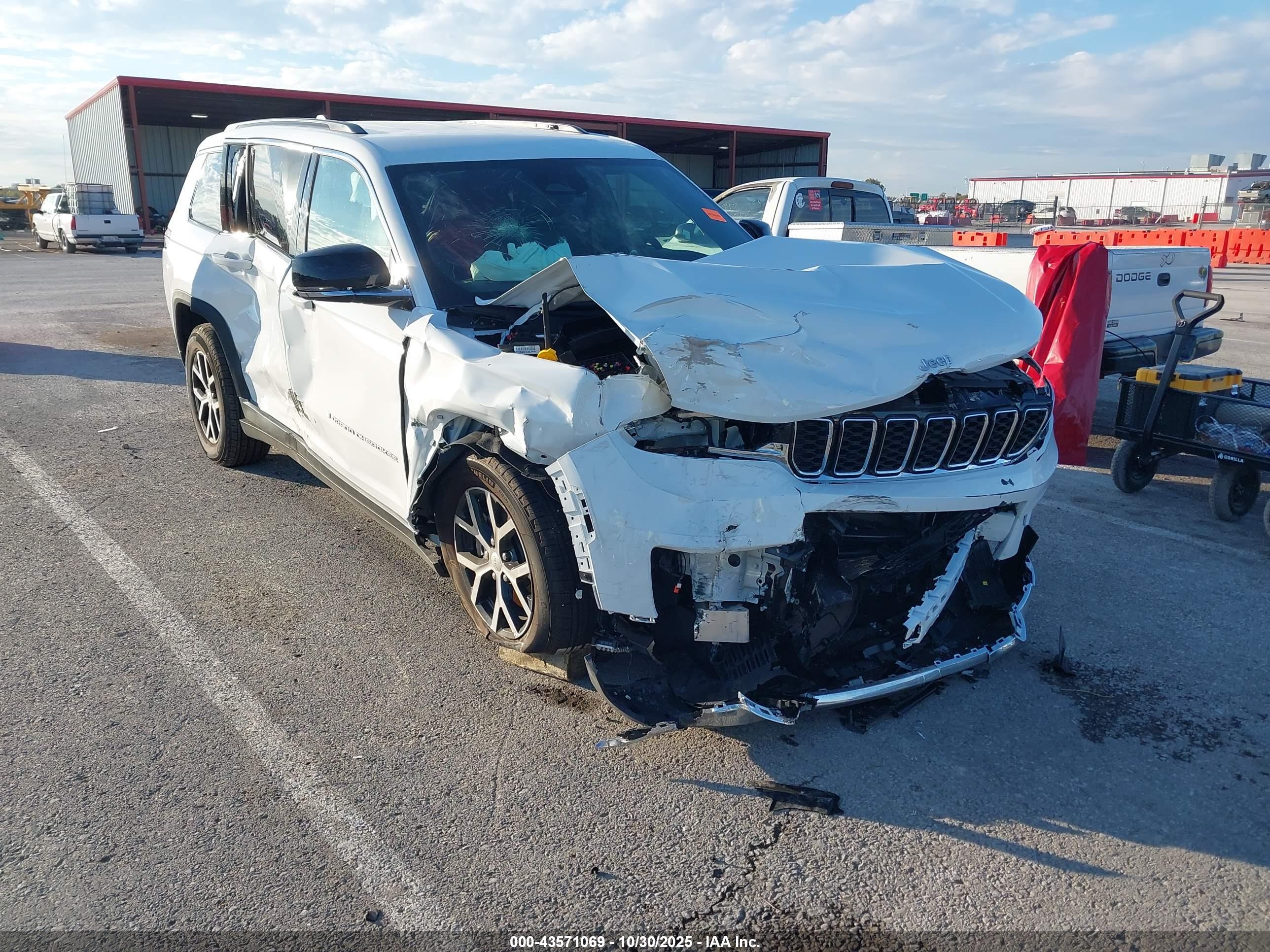 JEEP GRAND image 6
