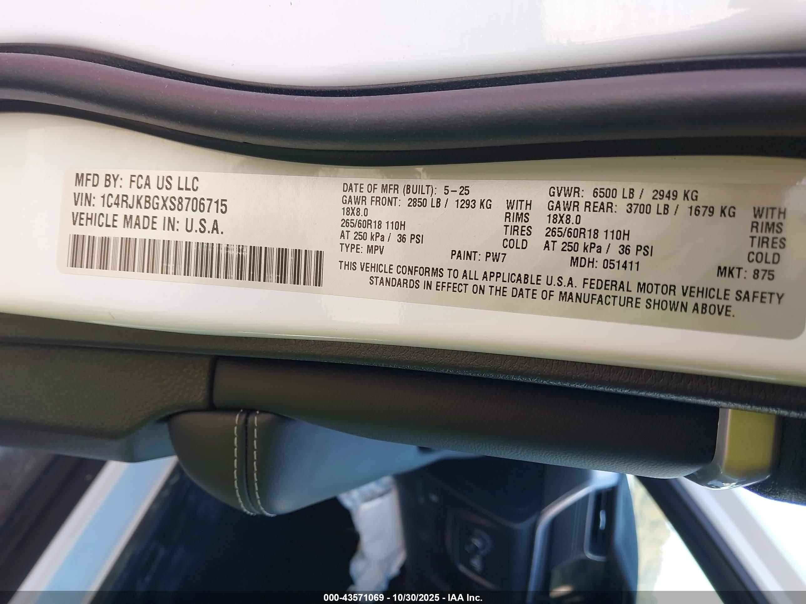 JEEP GRAND image 9