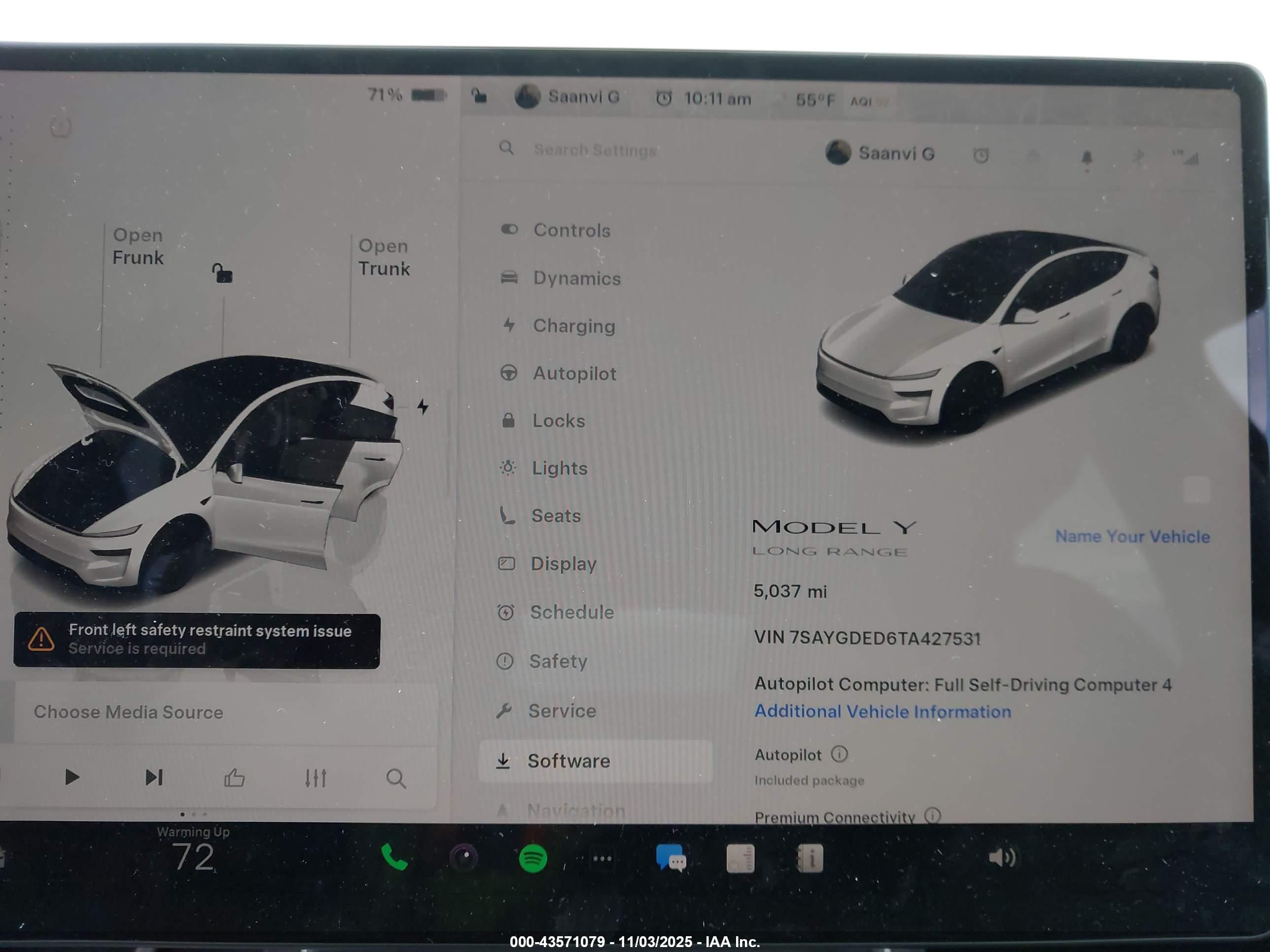 TESLA MODEL image 7