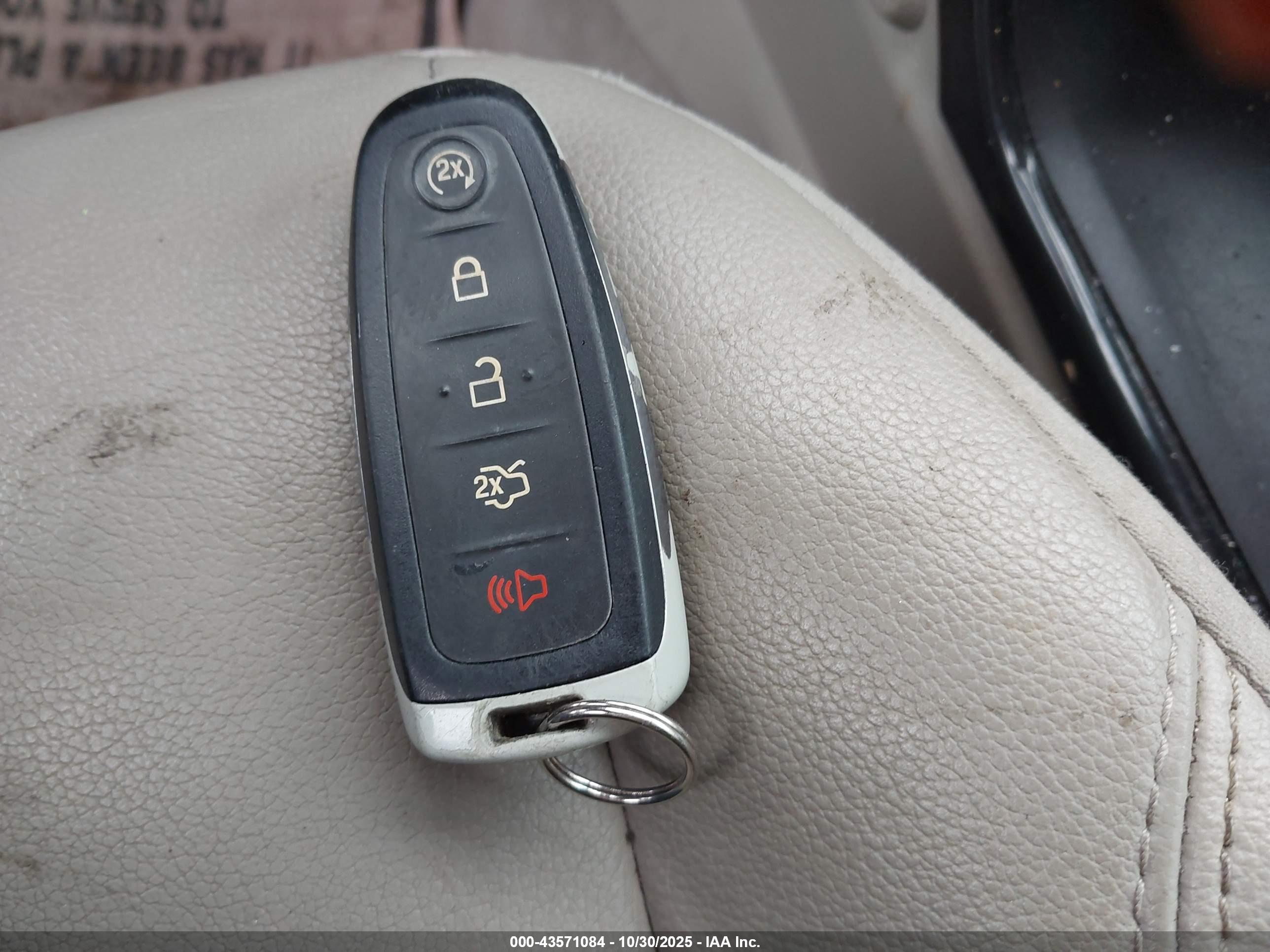 FORD ESCAPE image 11