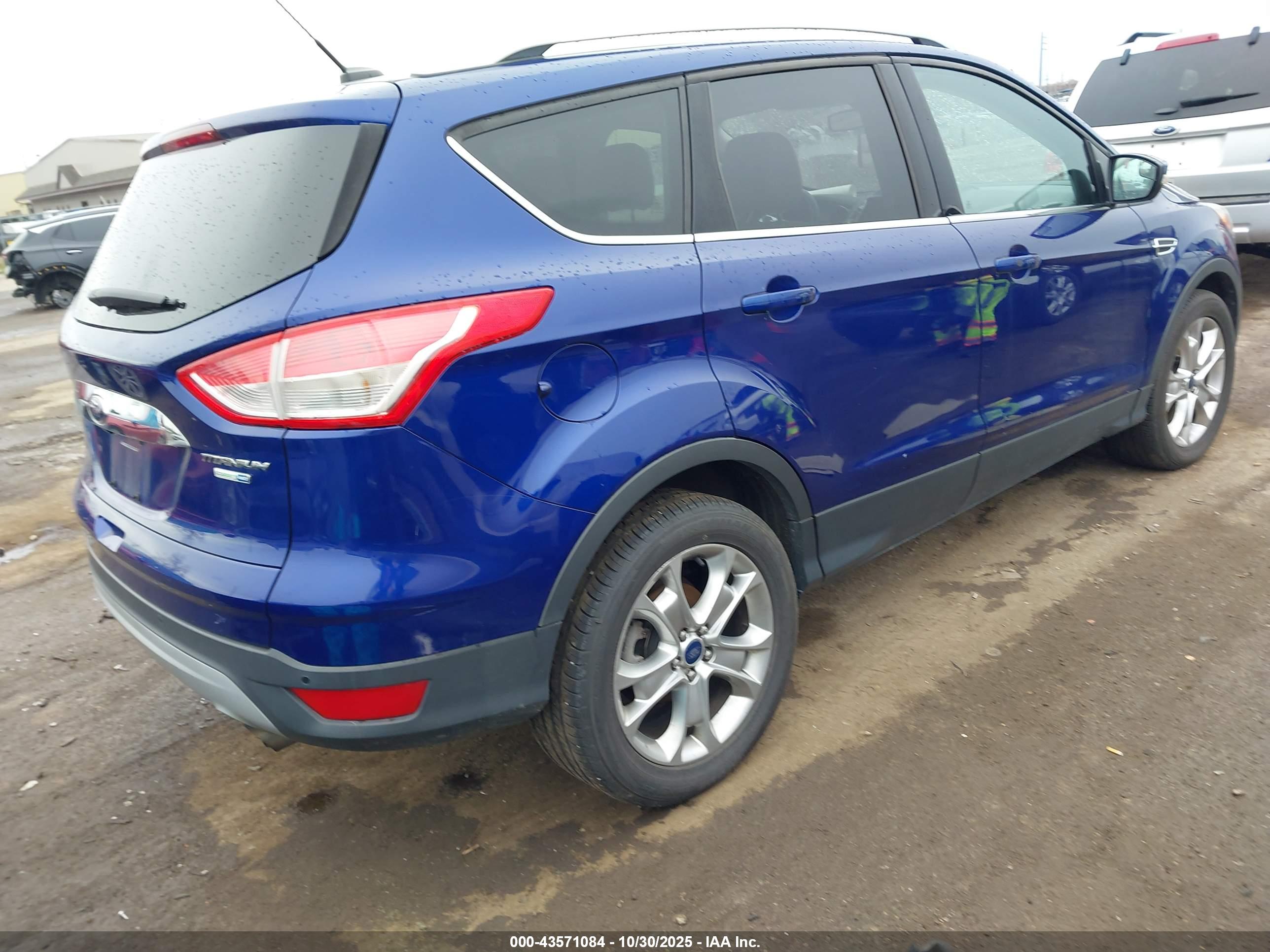 FORD ESCAPE image 4