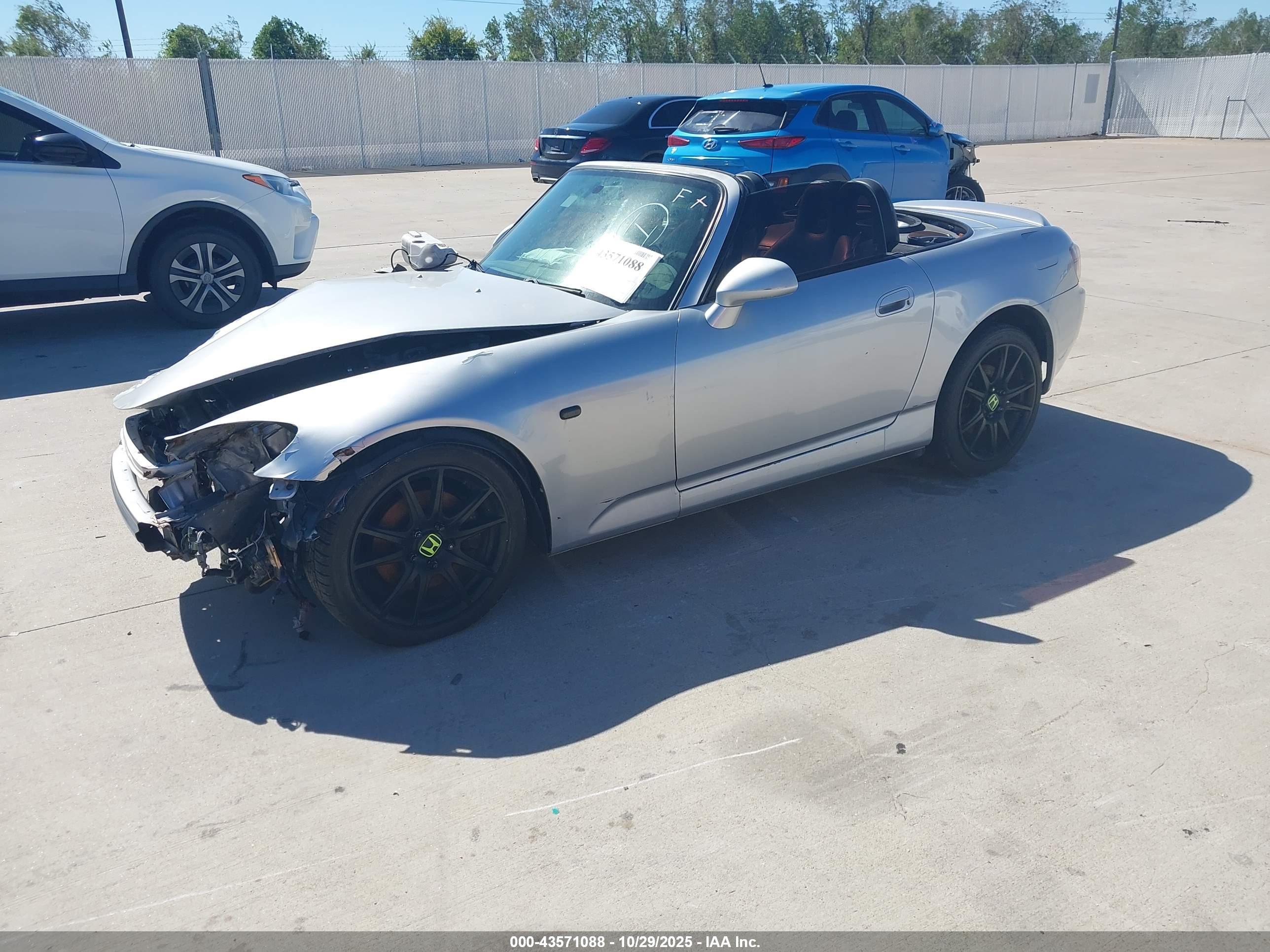 HONDA S2000 image 2