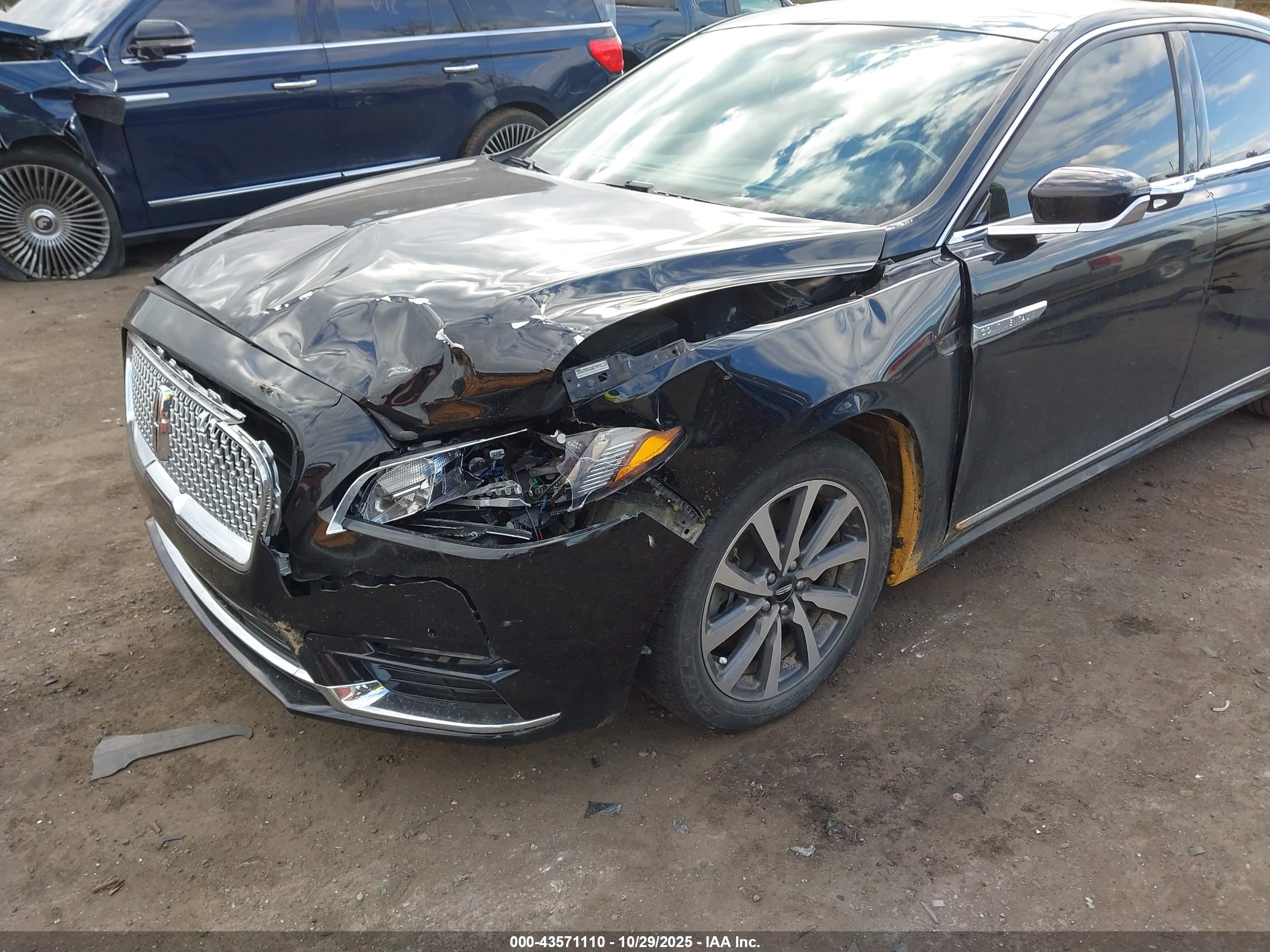LINCOLN CONTINENTAL image 6