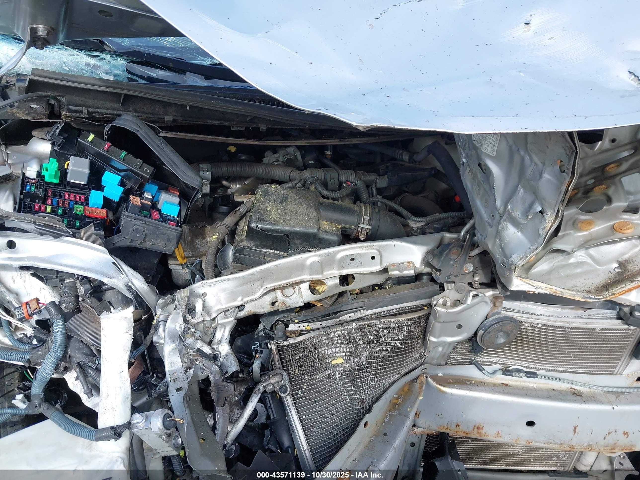 TOYOTA PRIUS image 10