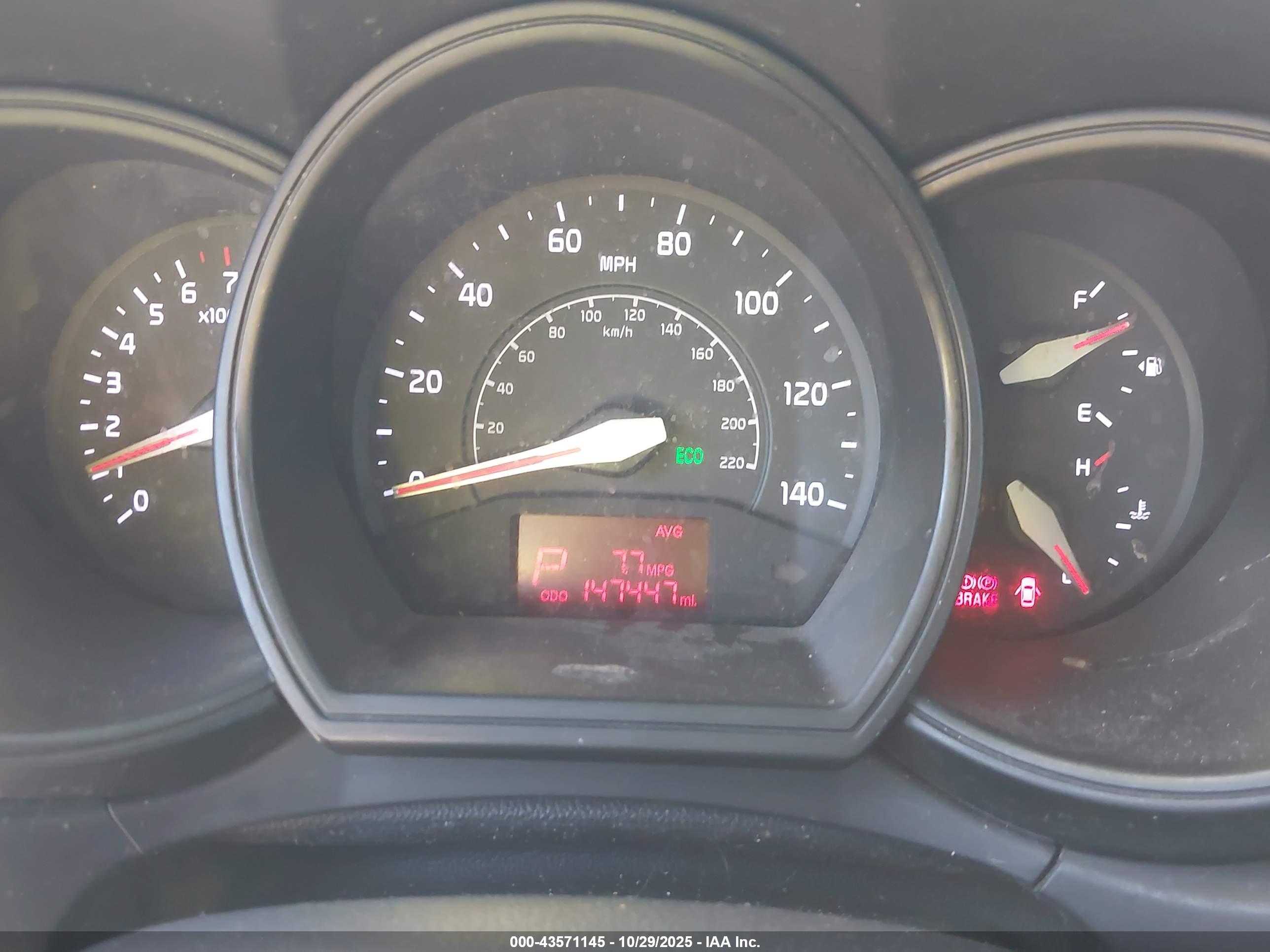 KIA RIO image 7
