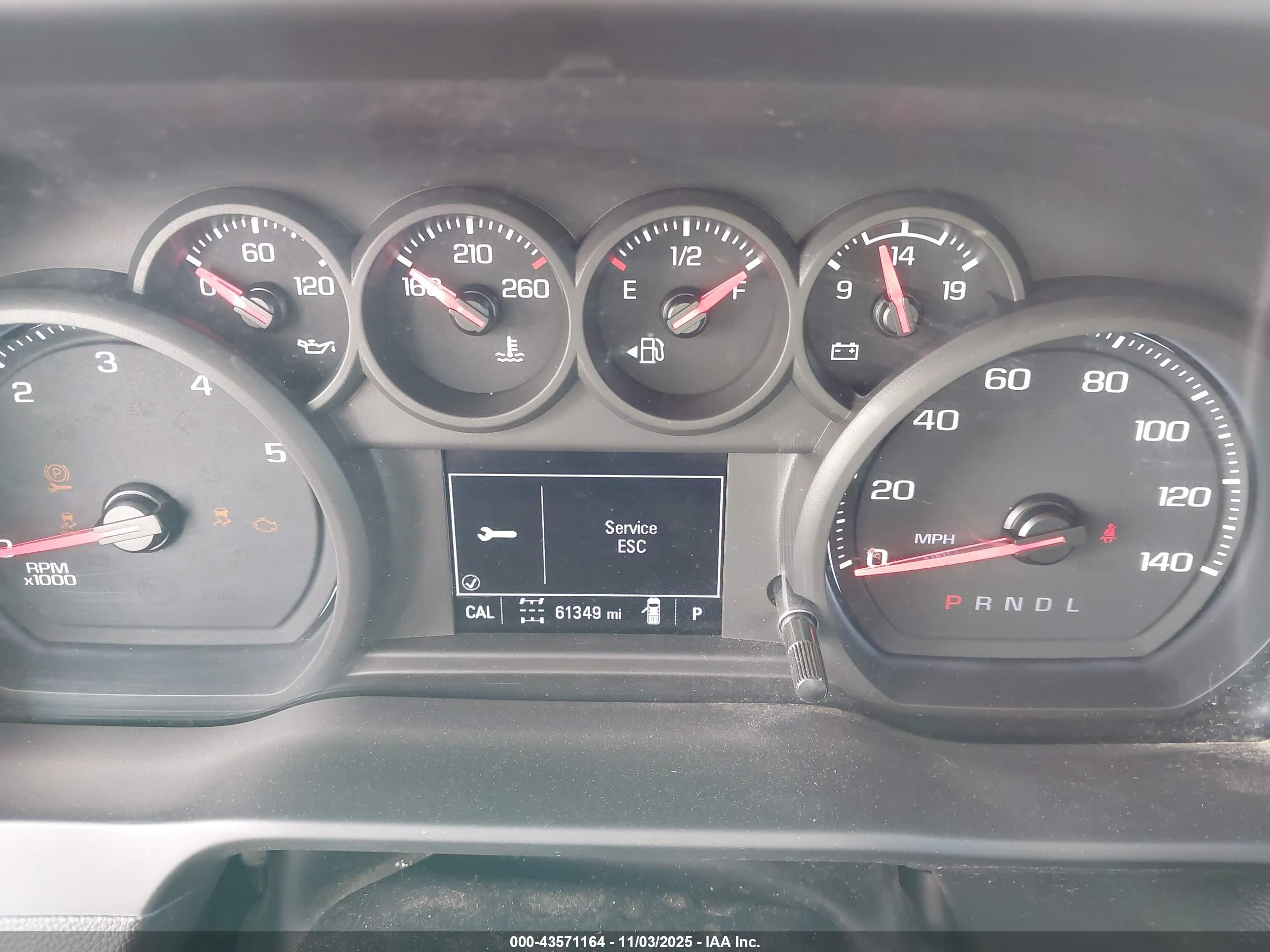 CHEVROLET SILVERADO image 7