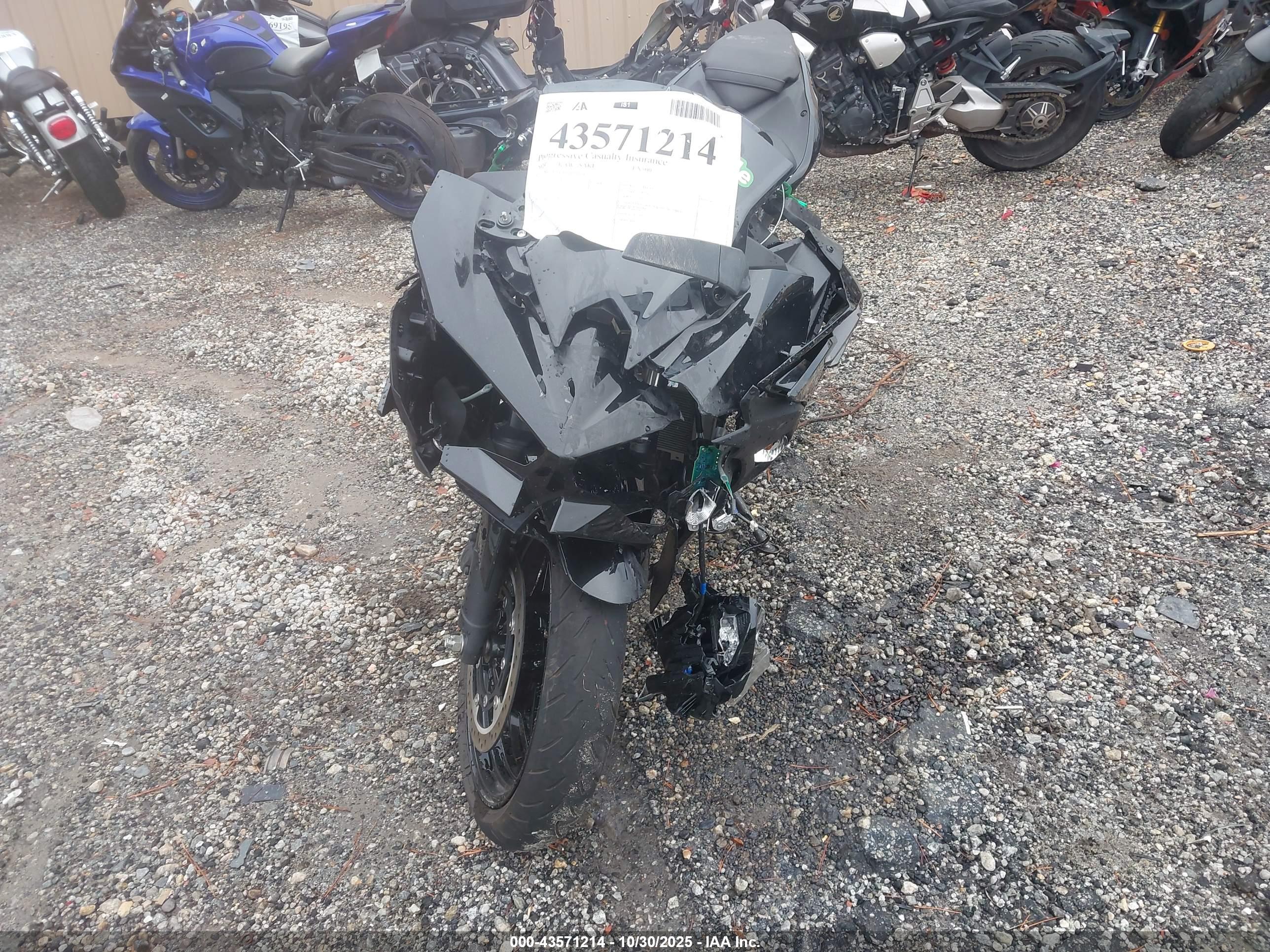 KAWASAKI EX500 image 5