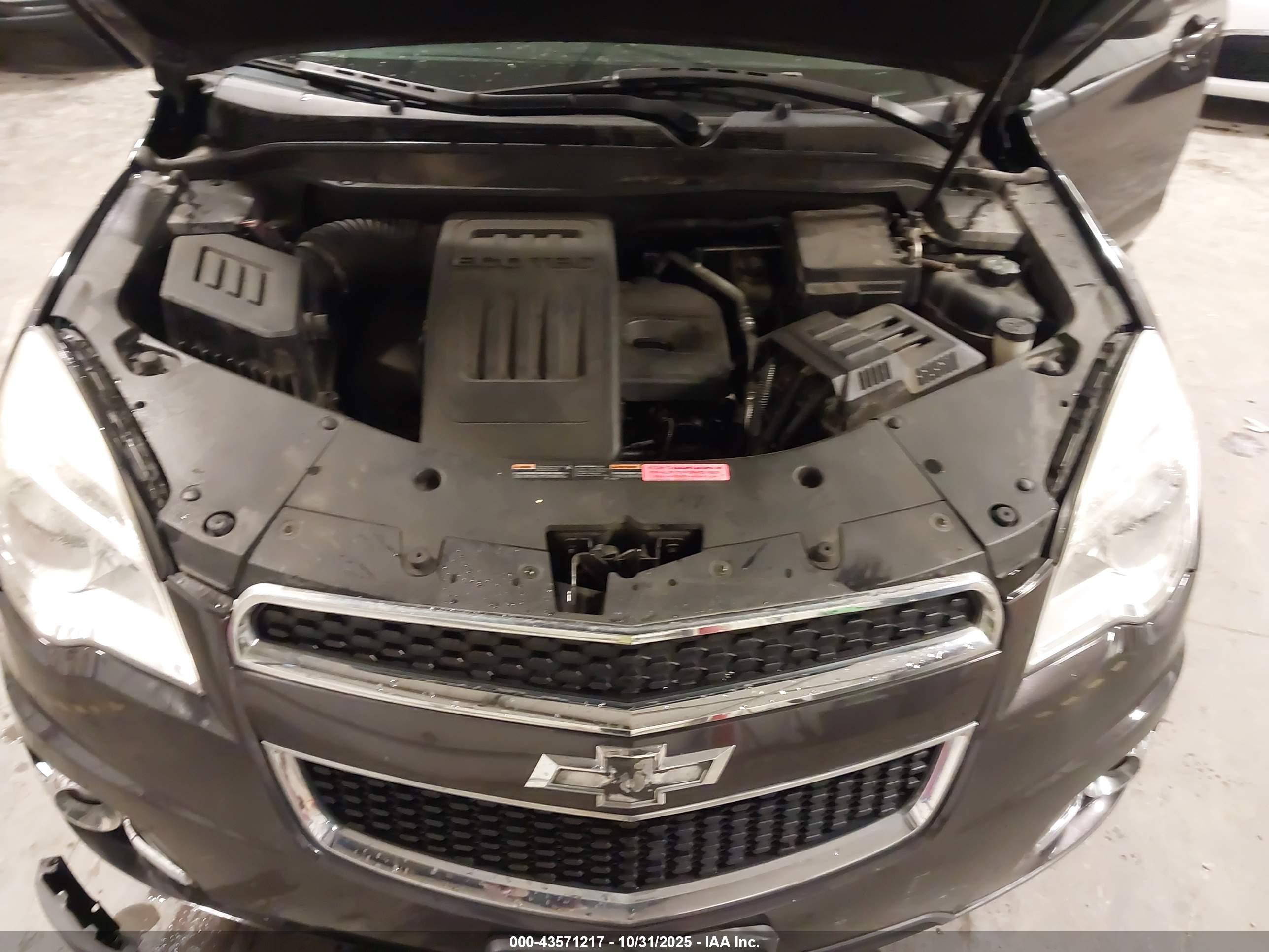 CHEVROLET EQUINOX image 10