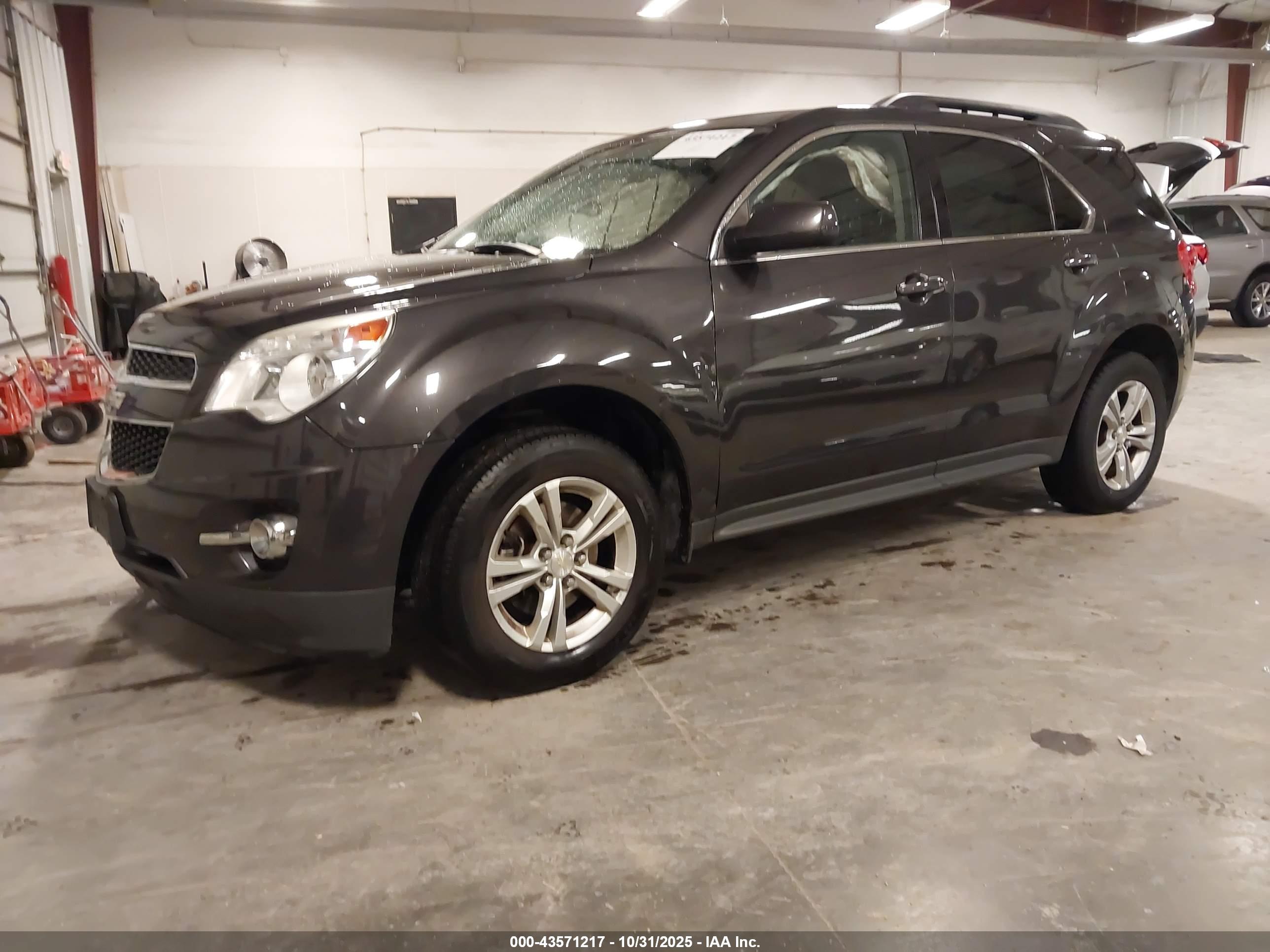 CHEVROLET EQUINOX image 2