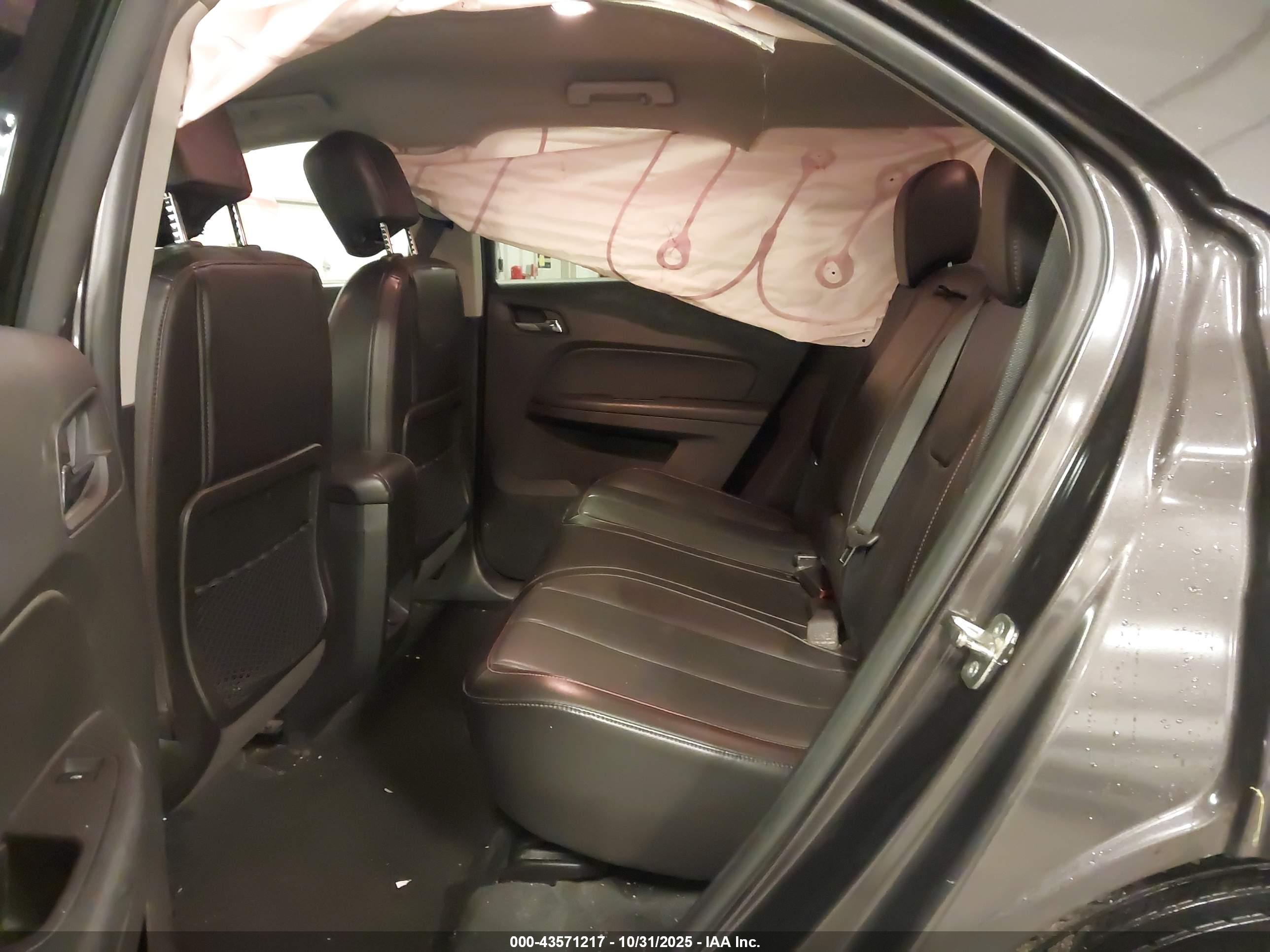 CHEVROLET EQUINOX image 8