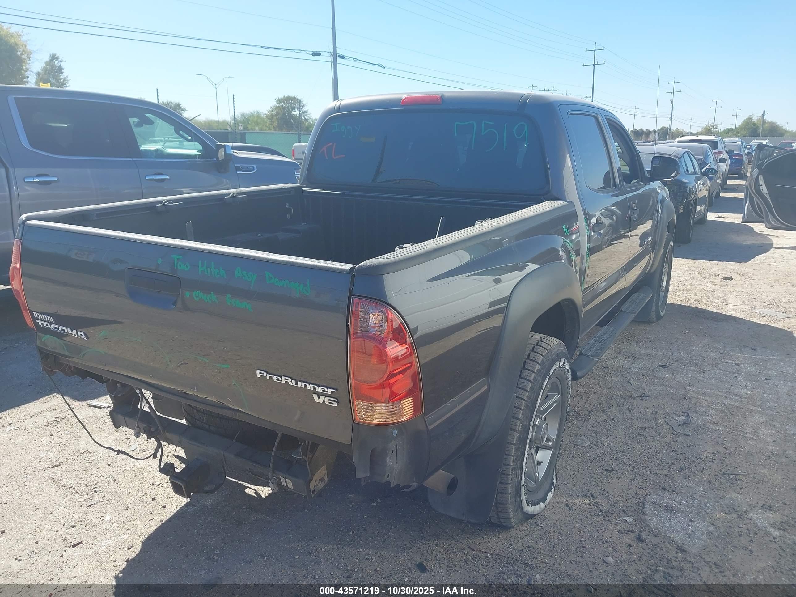 TOYOTA TACOMA image 4