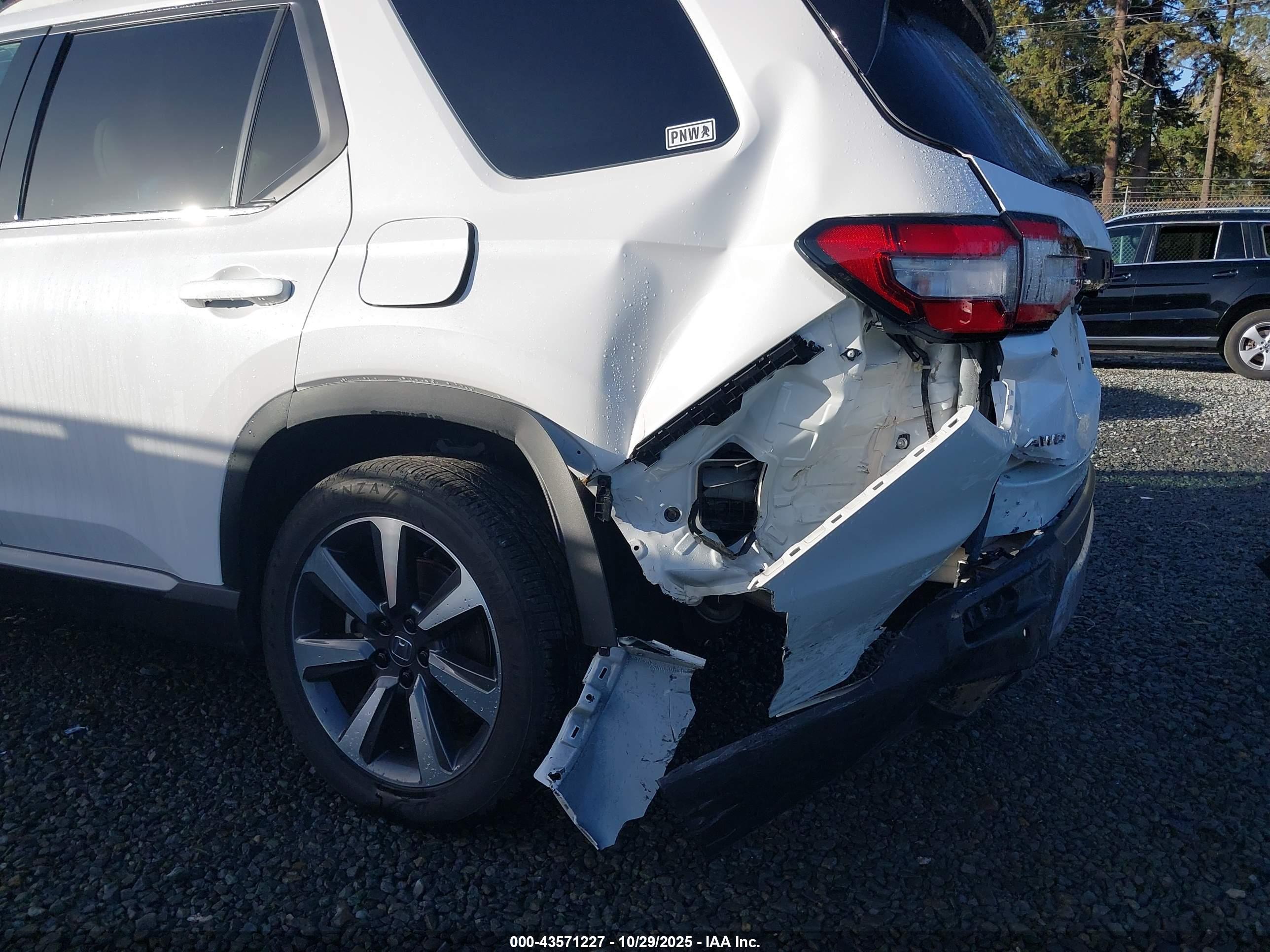 HONDA PILOT image 6