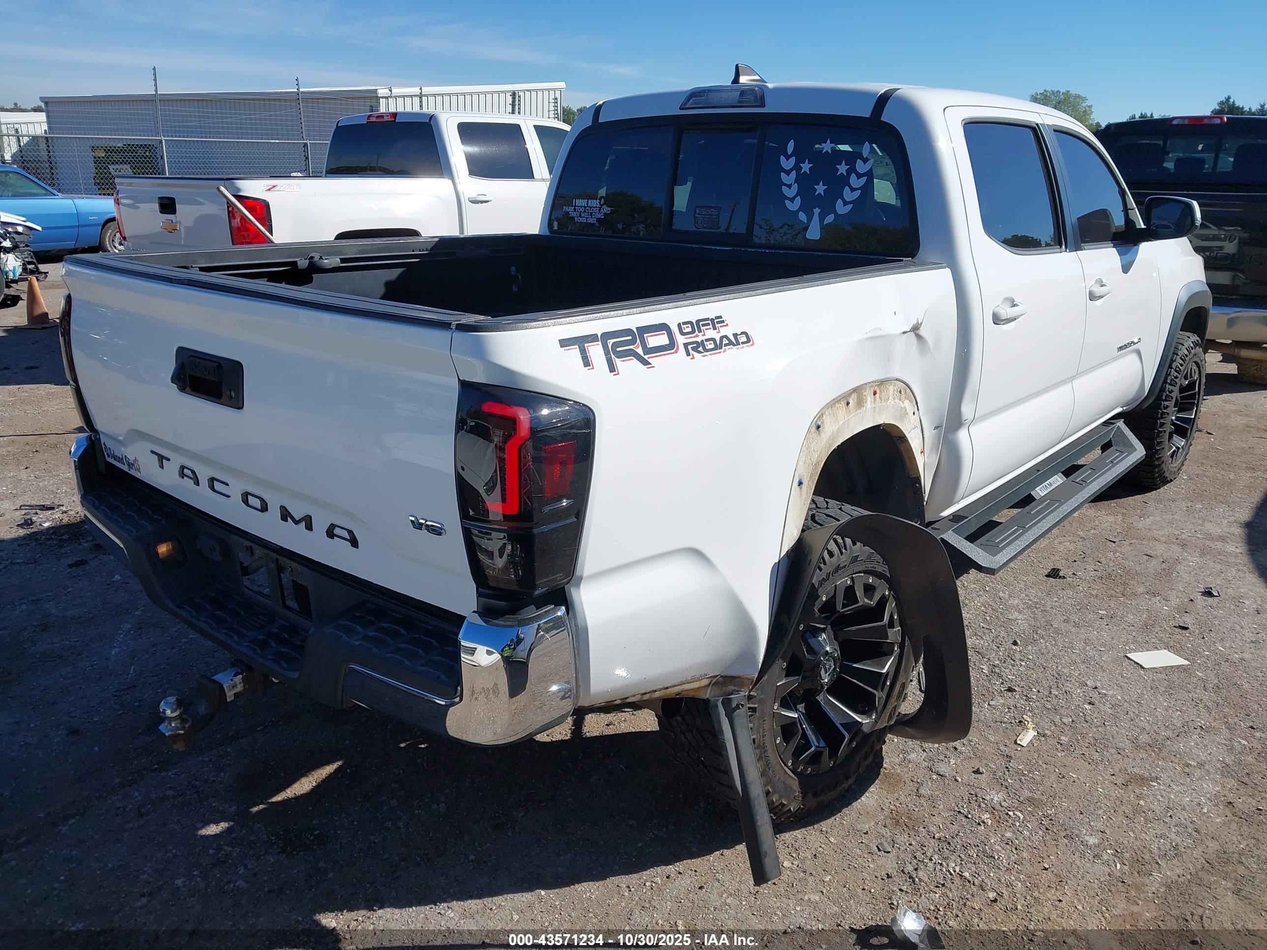 TOYOTA TACOMA image 4