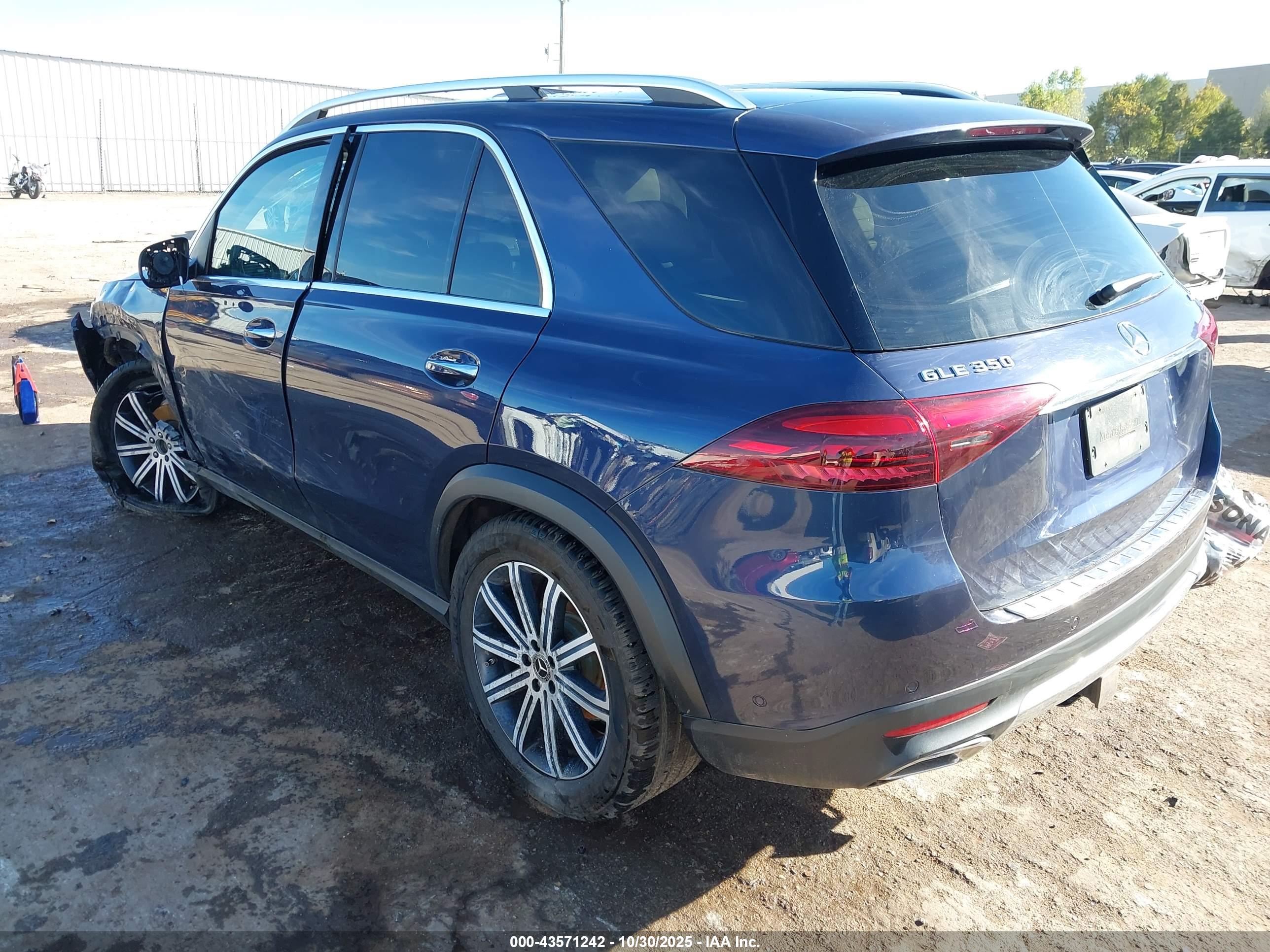 MERCEDES-BENZ GLE image 3