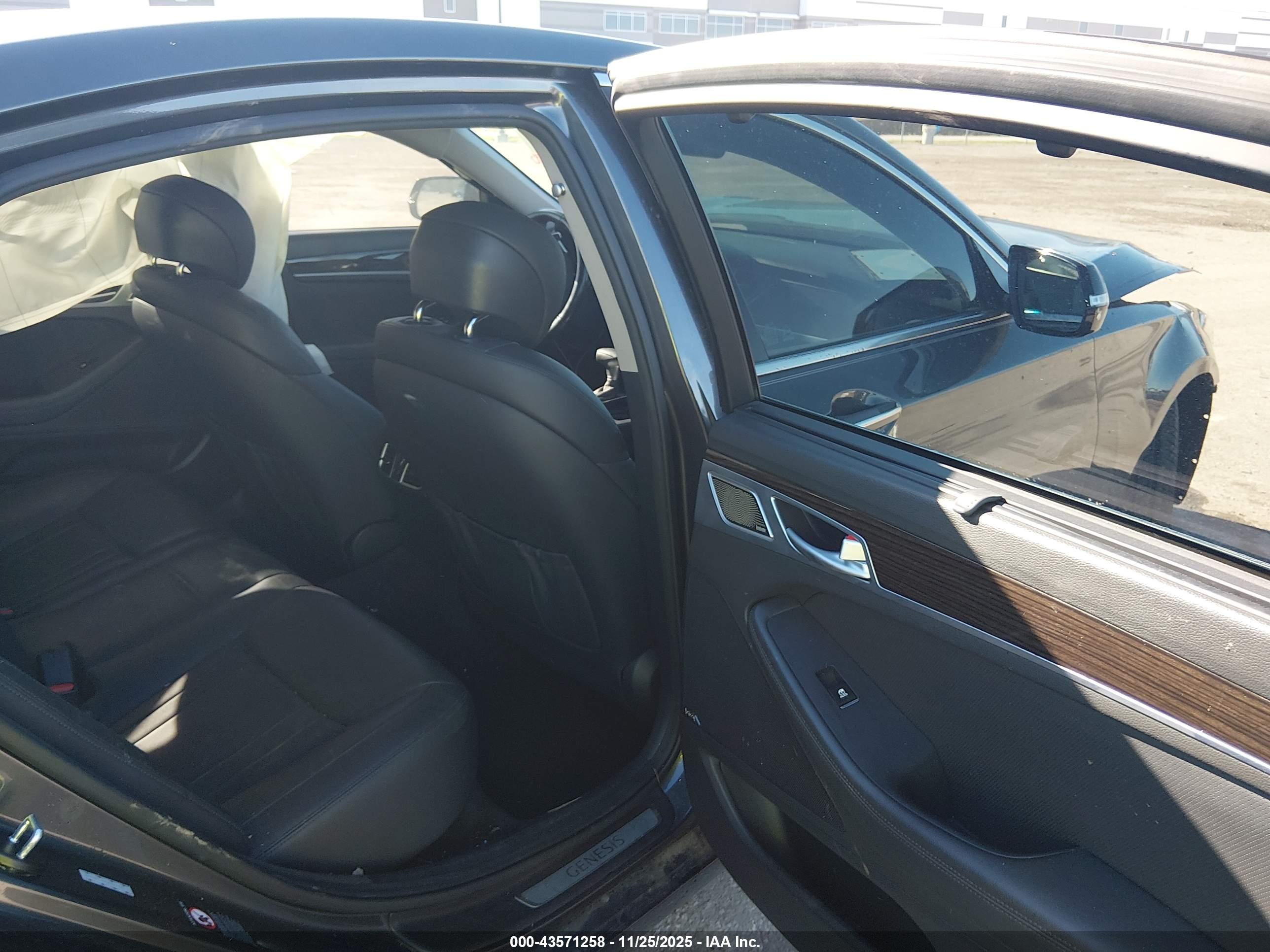 GENESIS G80 image 8