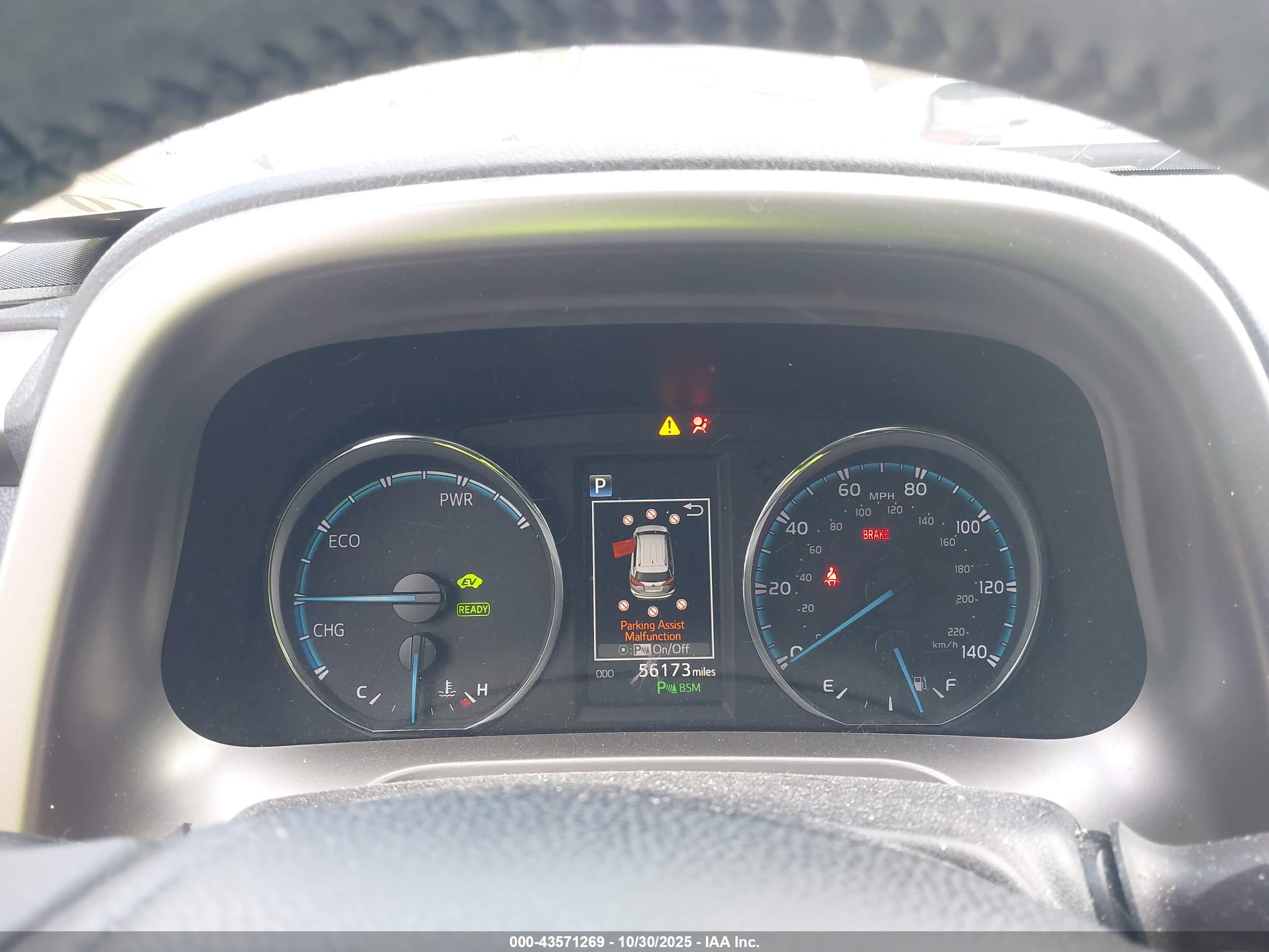 TOYOTA RAV4 image 7