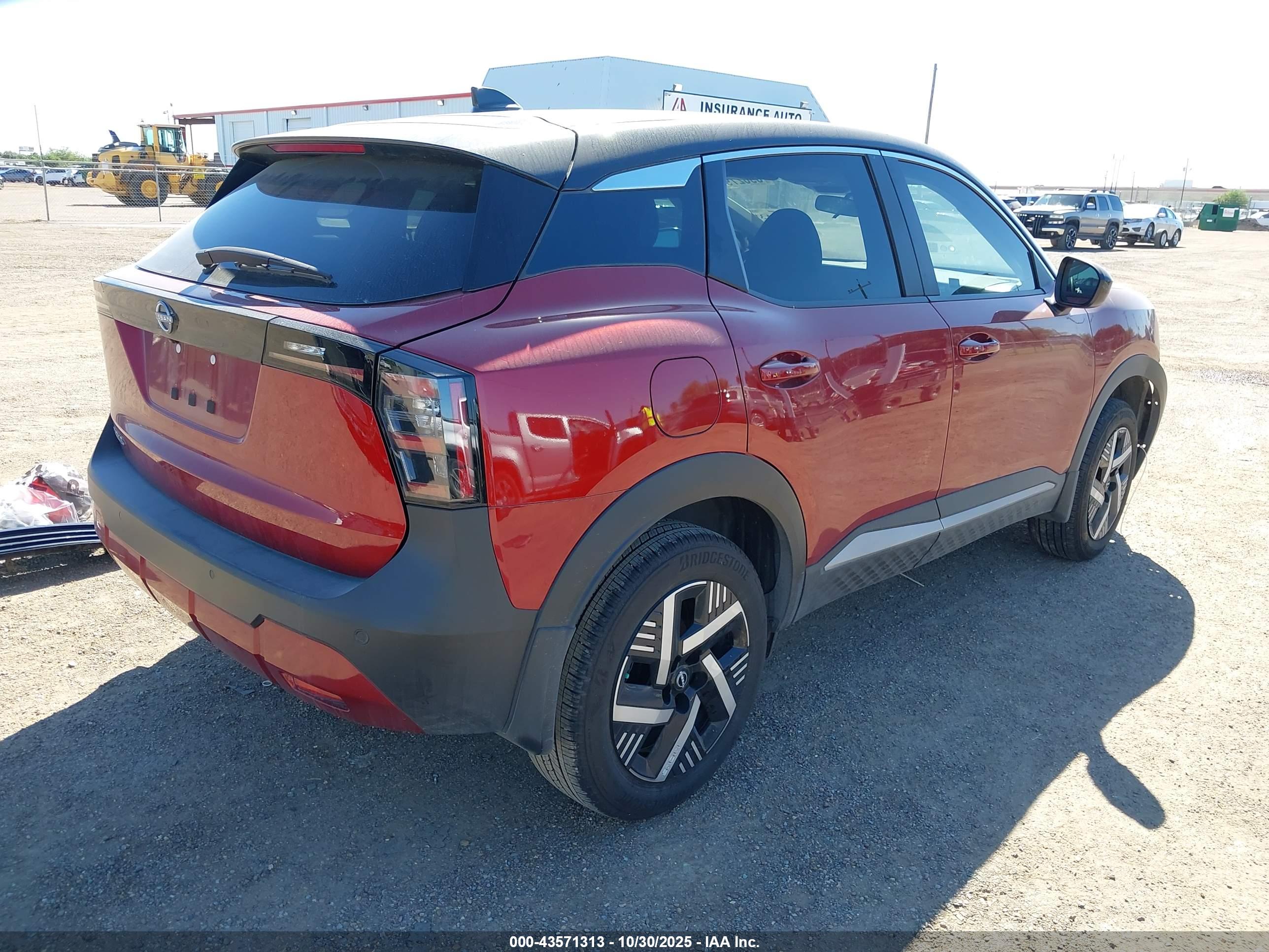 NISSAN KICKS image 4