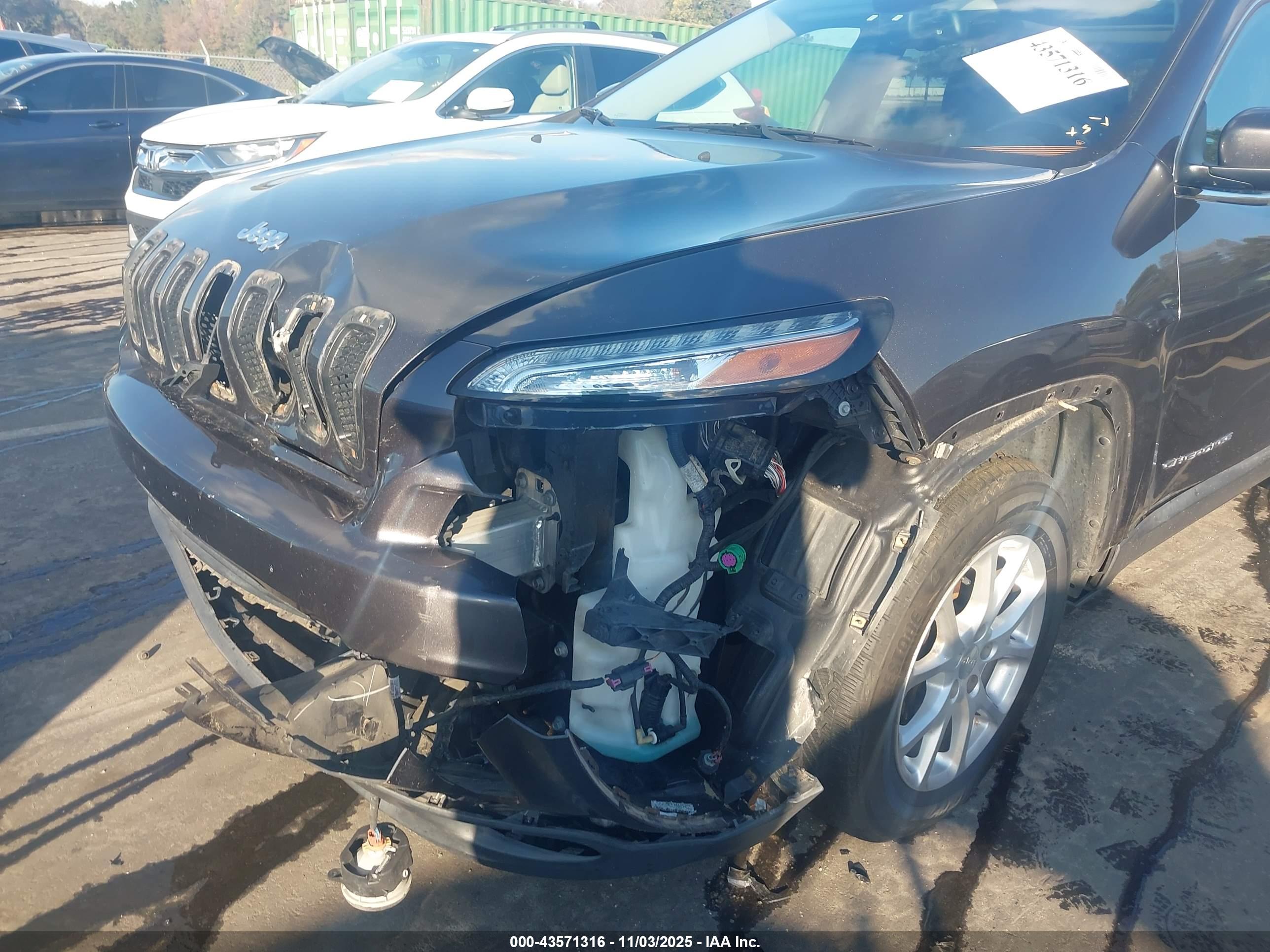 JEEP CHEROKEE image 6