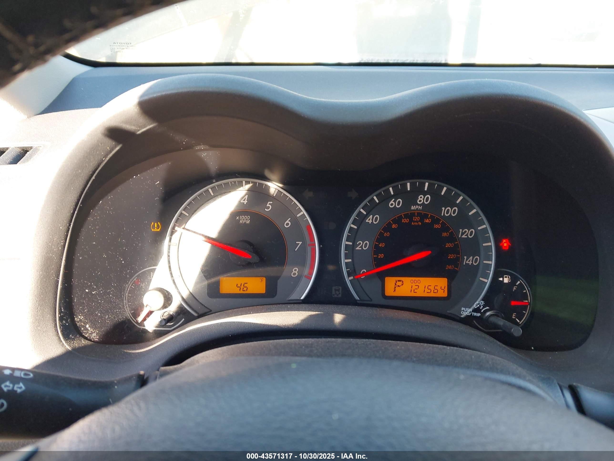 TOYOTA COROLLA image 7