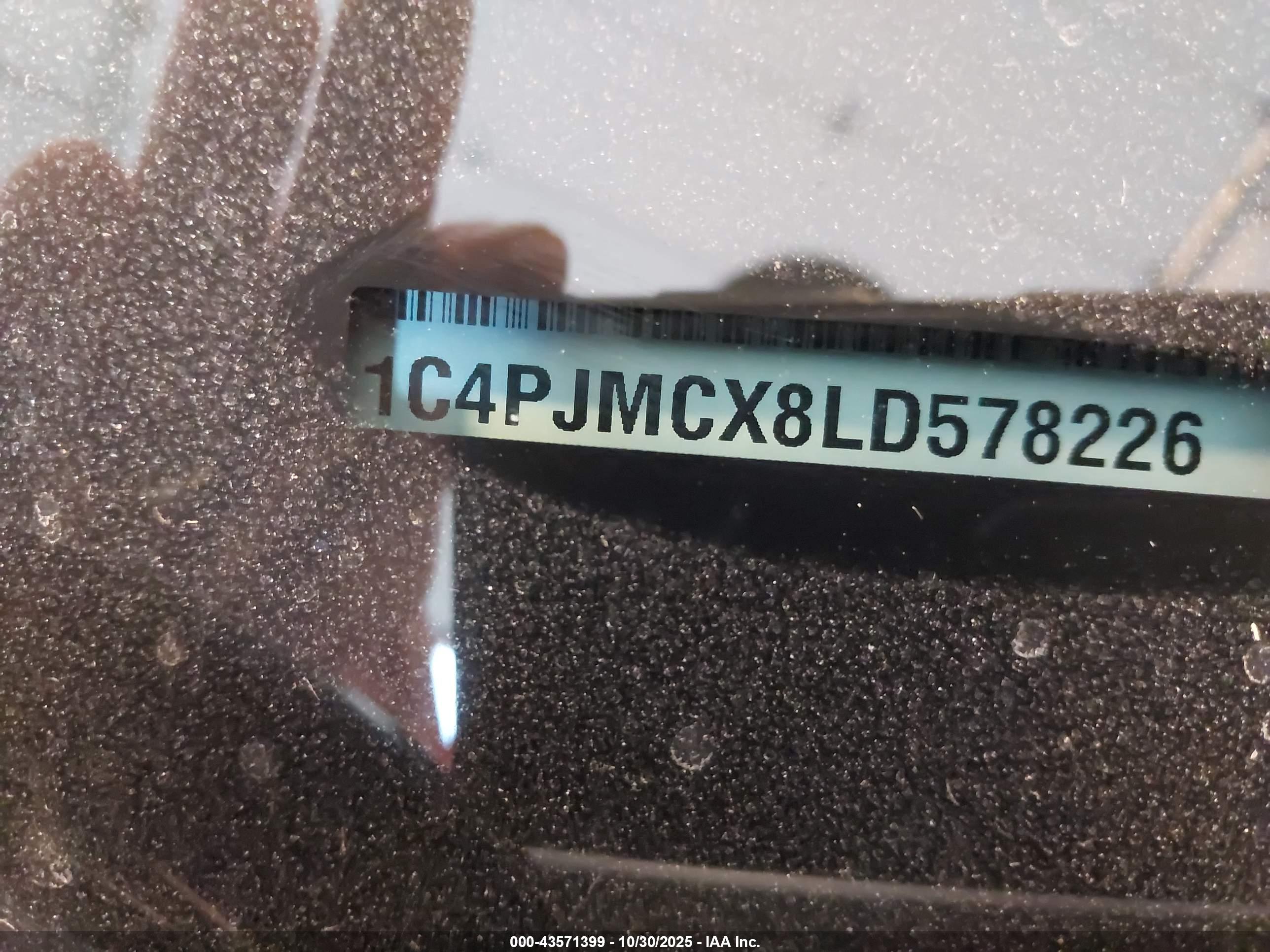 JEEP CHEROKEE image 9