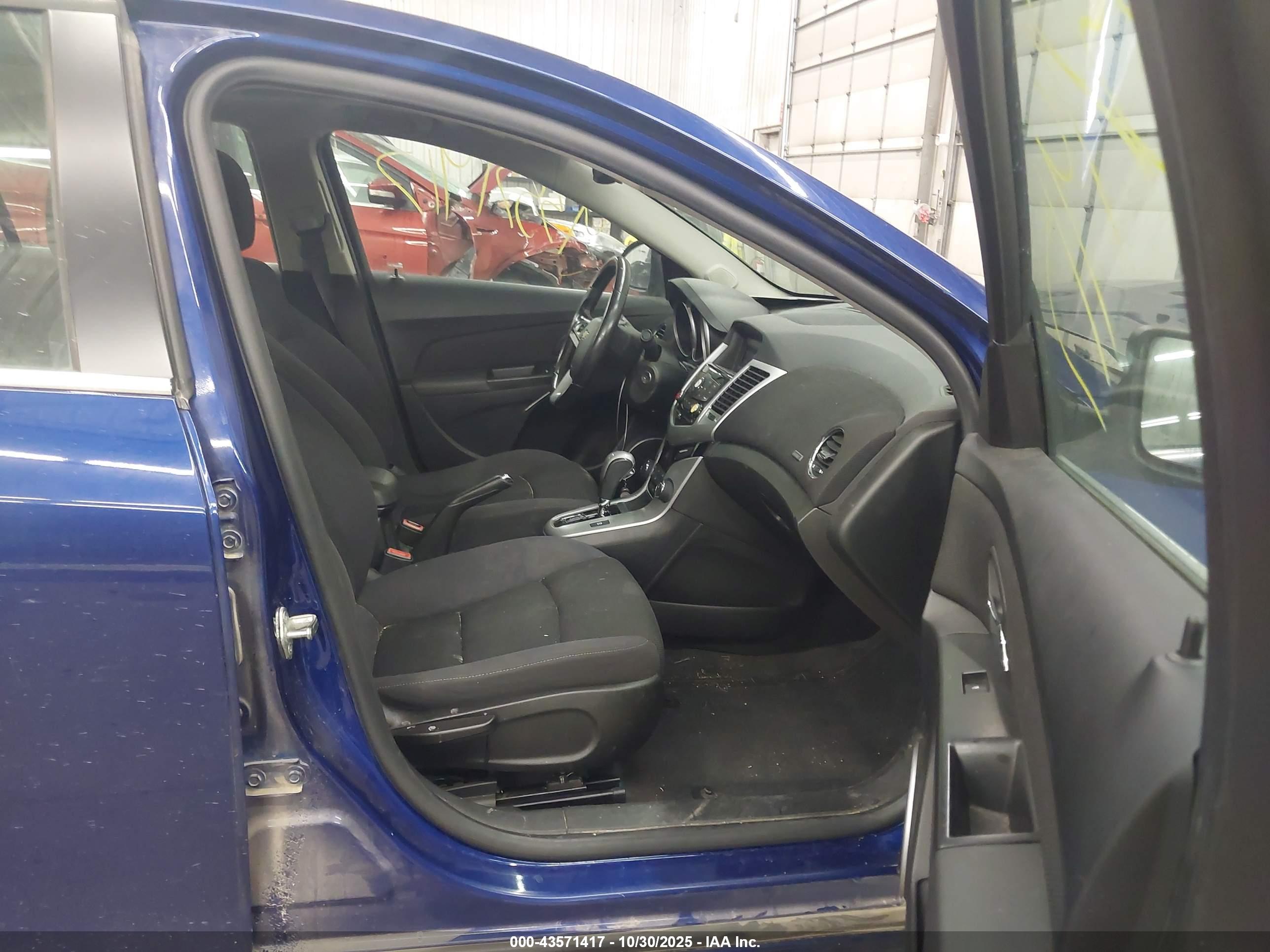 CHEVROLET CRUZE image 5