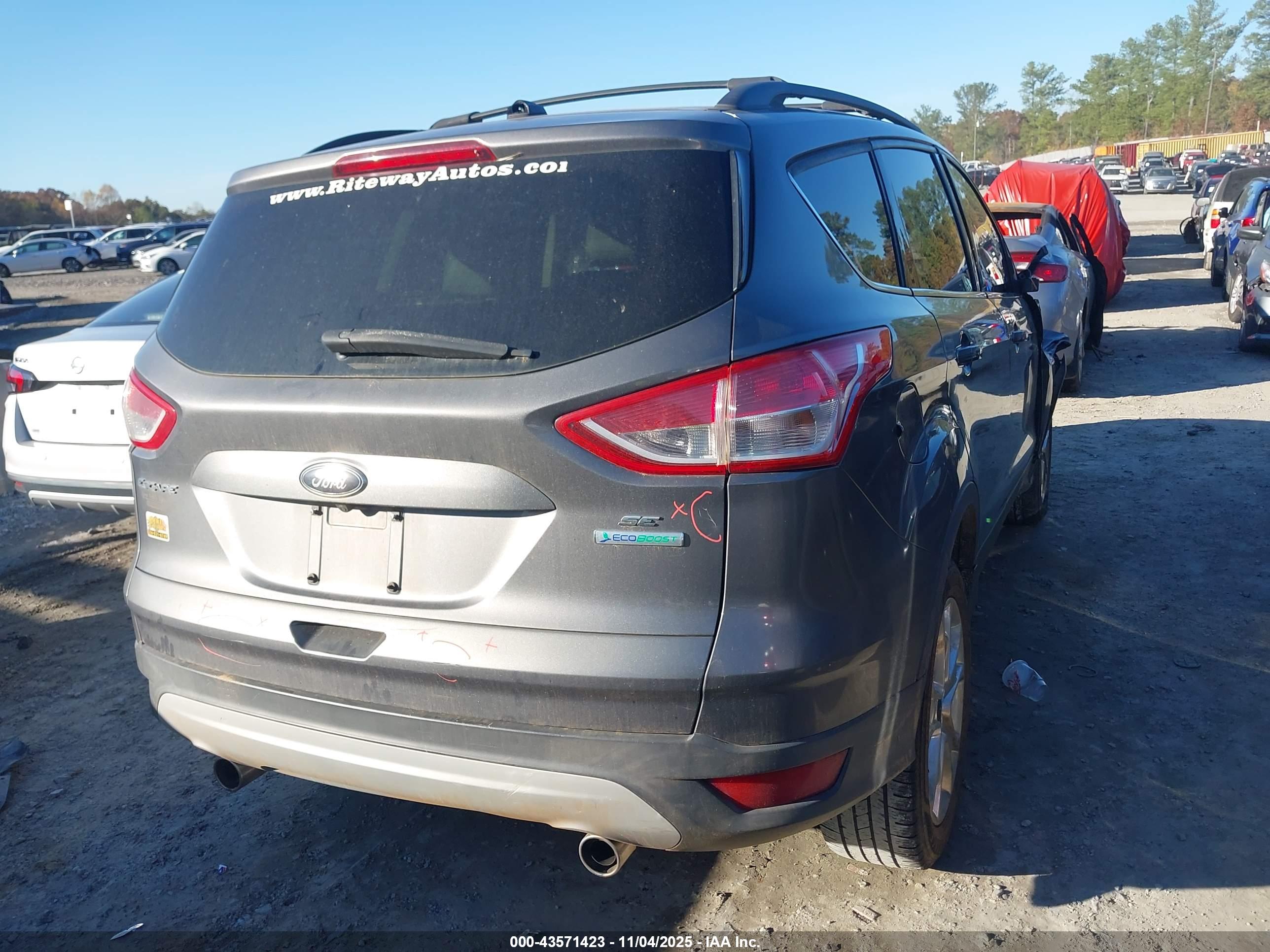 FORD ESCAPE image 4