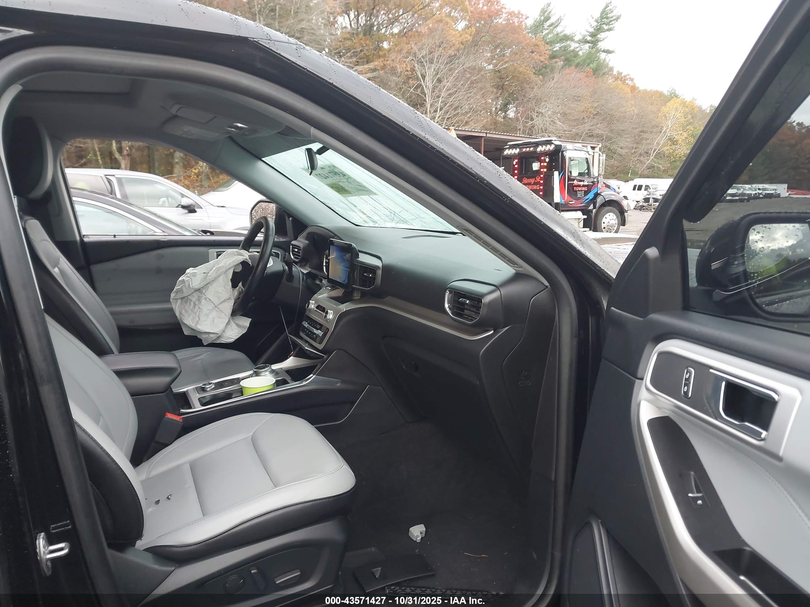 FORD EXPLORER image 5