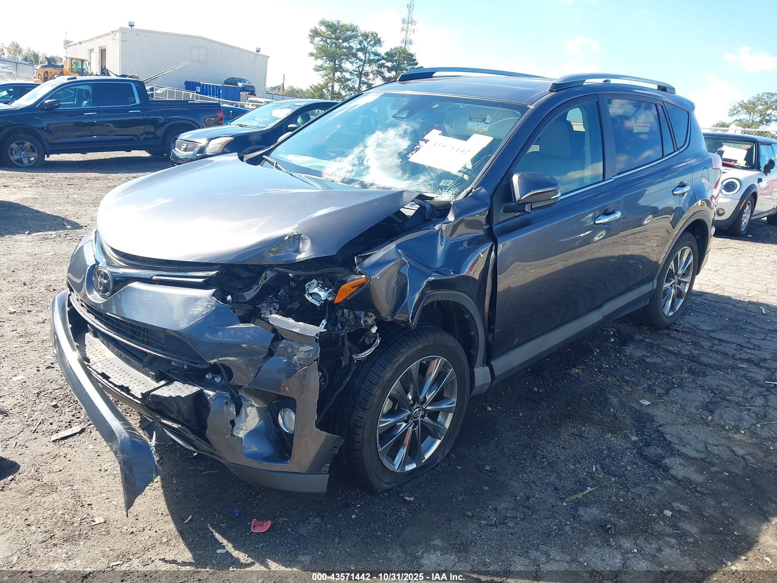 TOYOTA RAV4 image 2