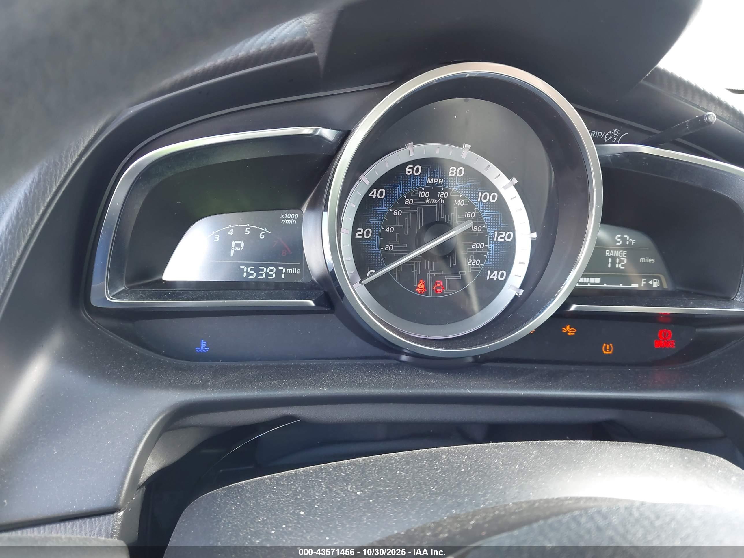 TOYOTA YARIS image 7