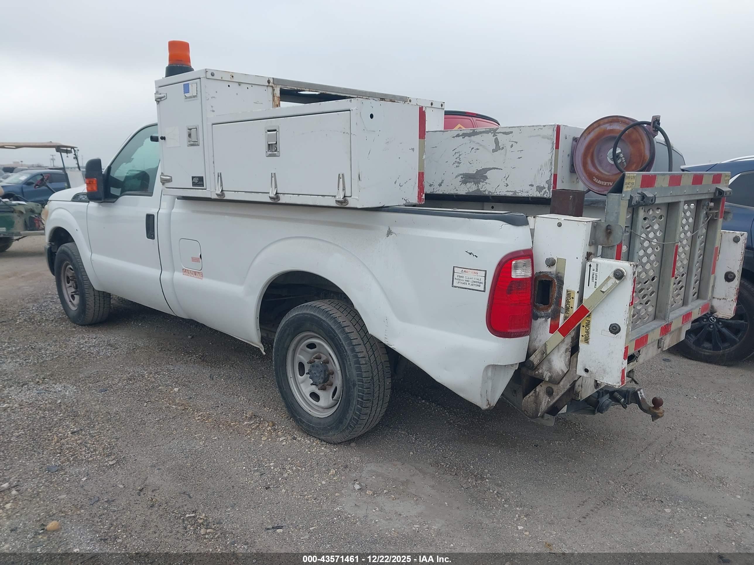 FORD F-250 image 3