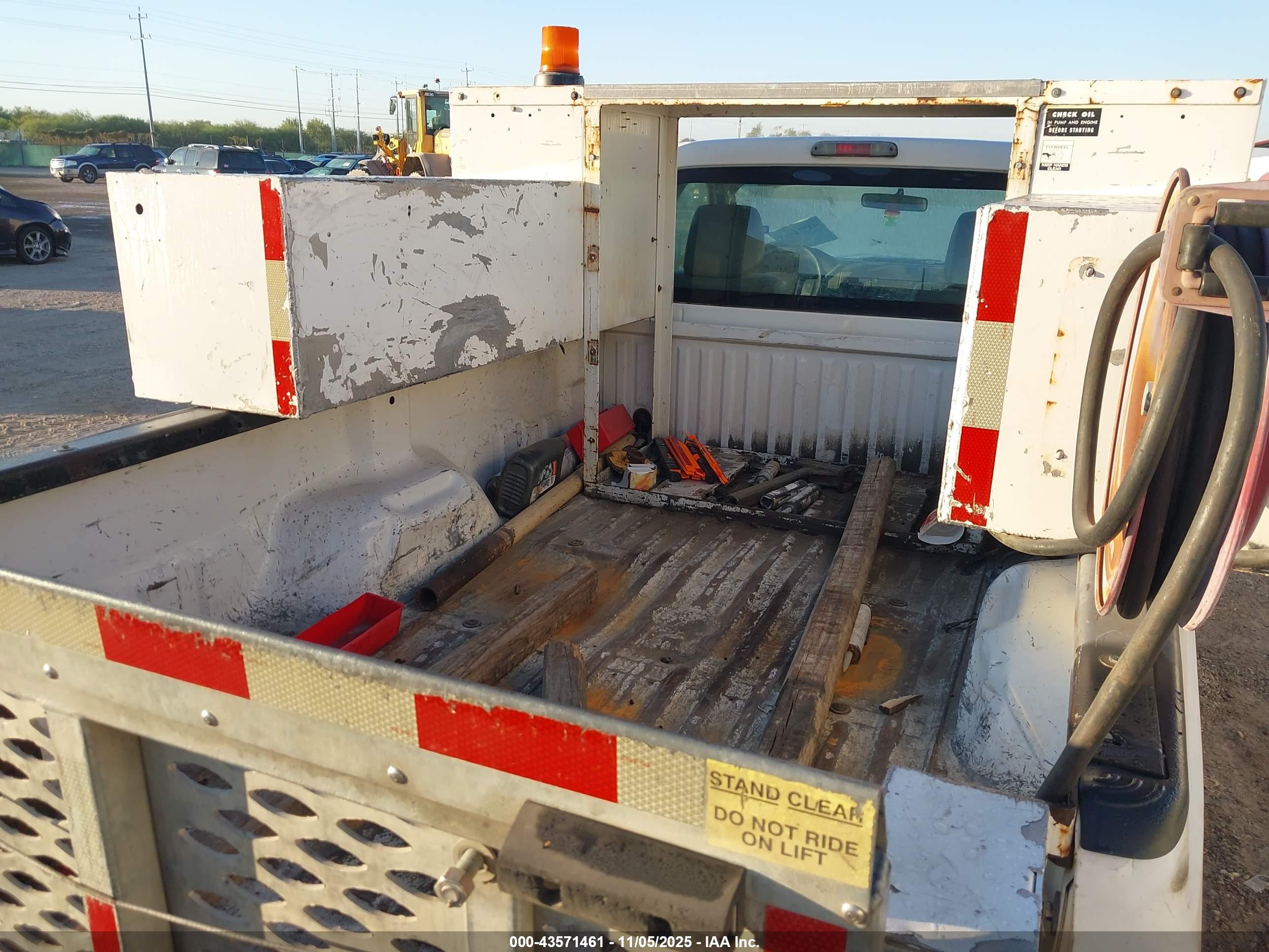 FORD F-250 image 8
