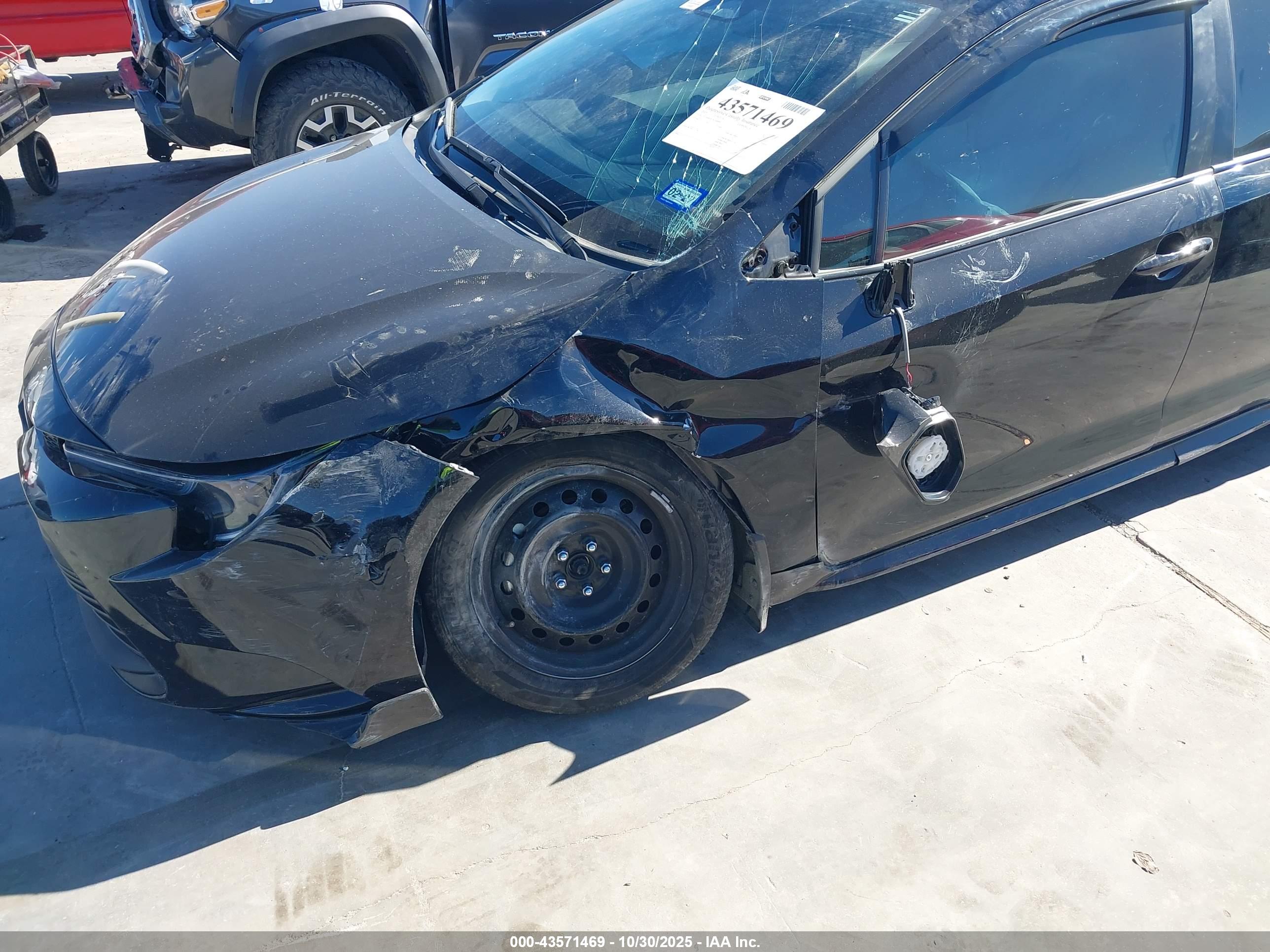 TOYOTA COROLLA image 6
