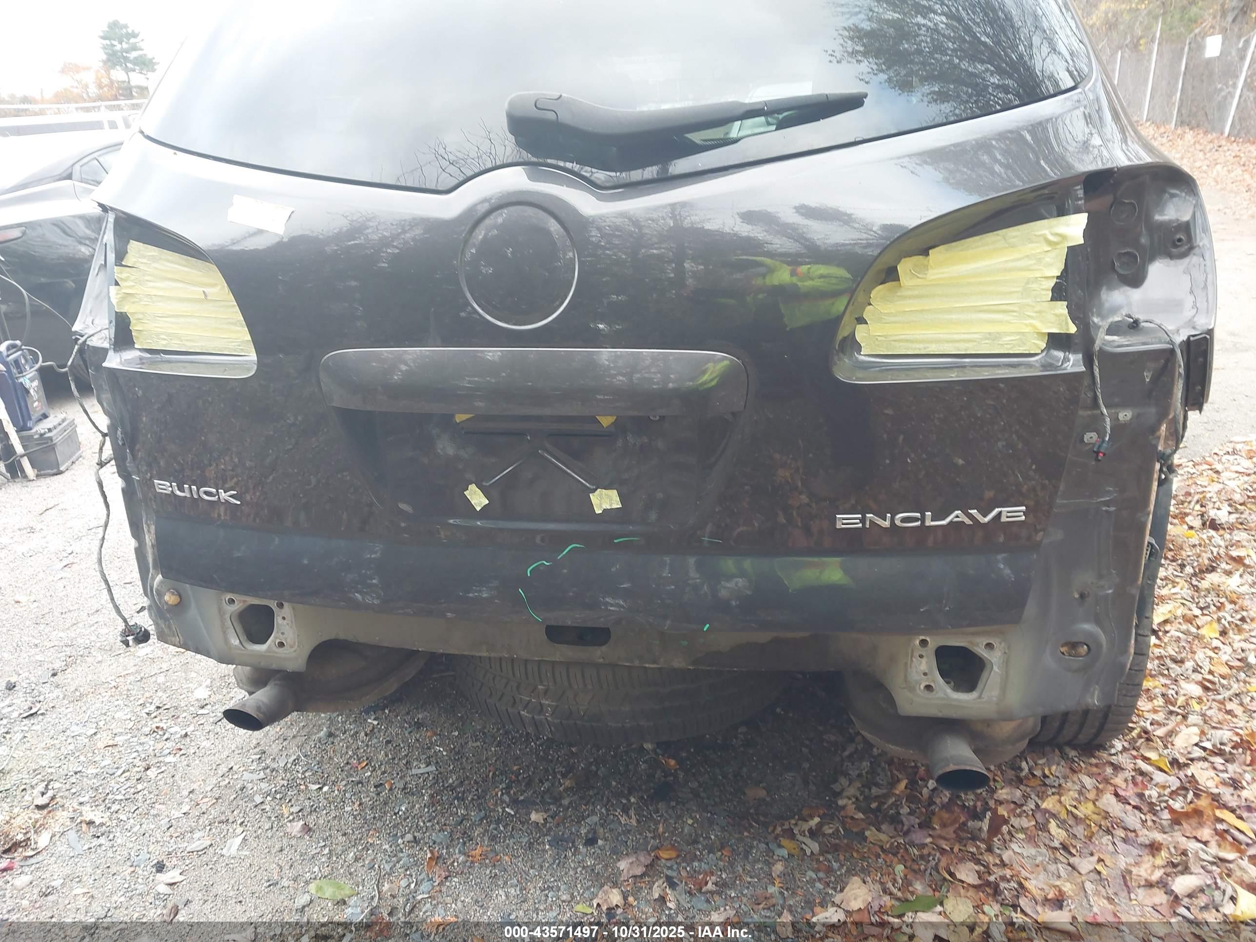 BUICK ENCLAVE image 6