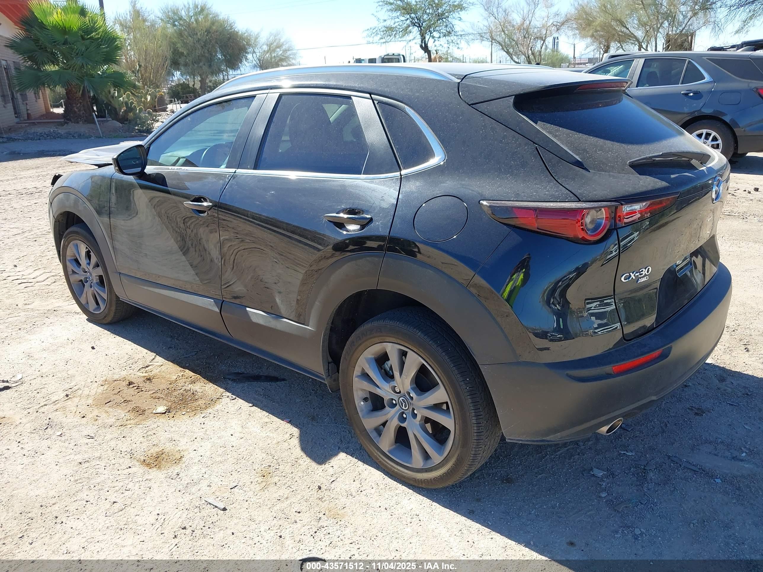 MAZDA CX-30 image 3