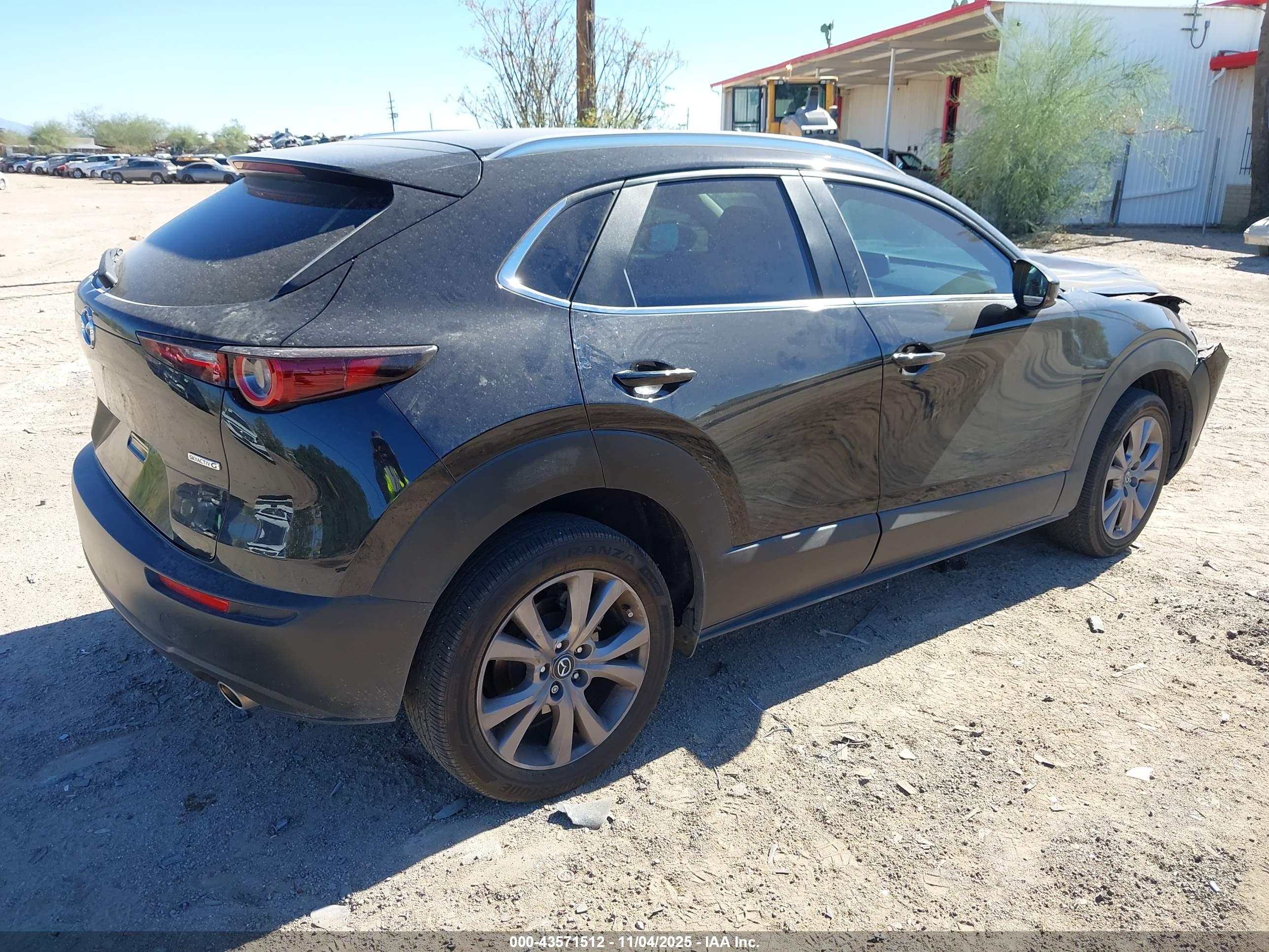MAZDA CX-30 image 4
