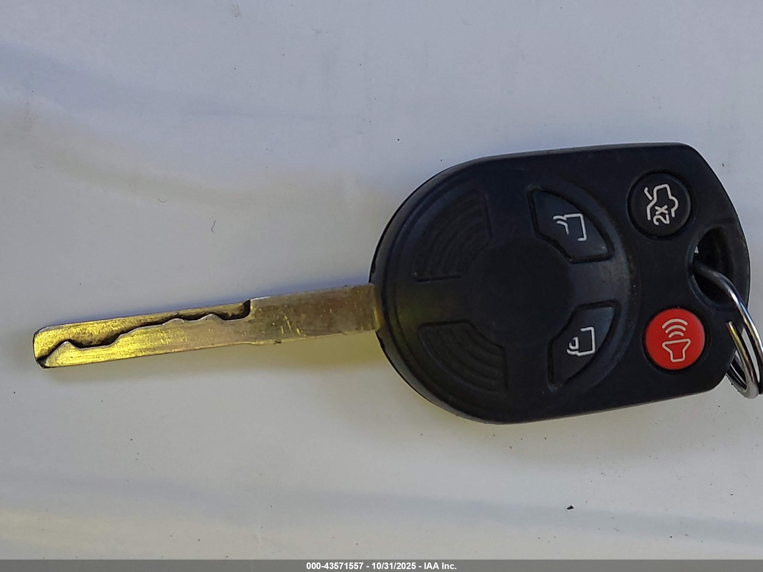 FORD FOCUS image 11