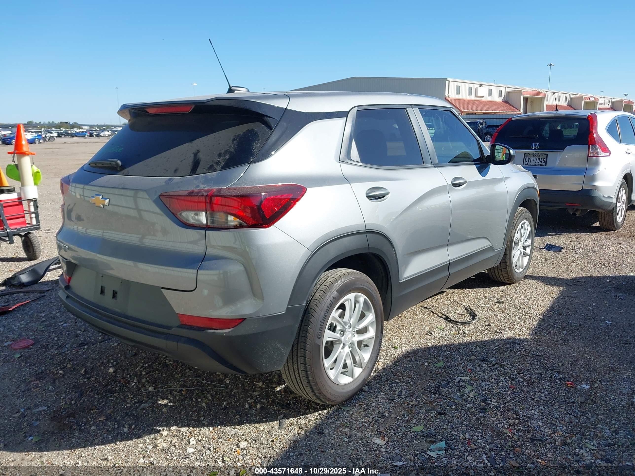 CHEVROLET TRAILBLAZER image 4