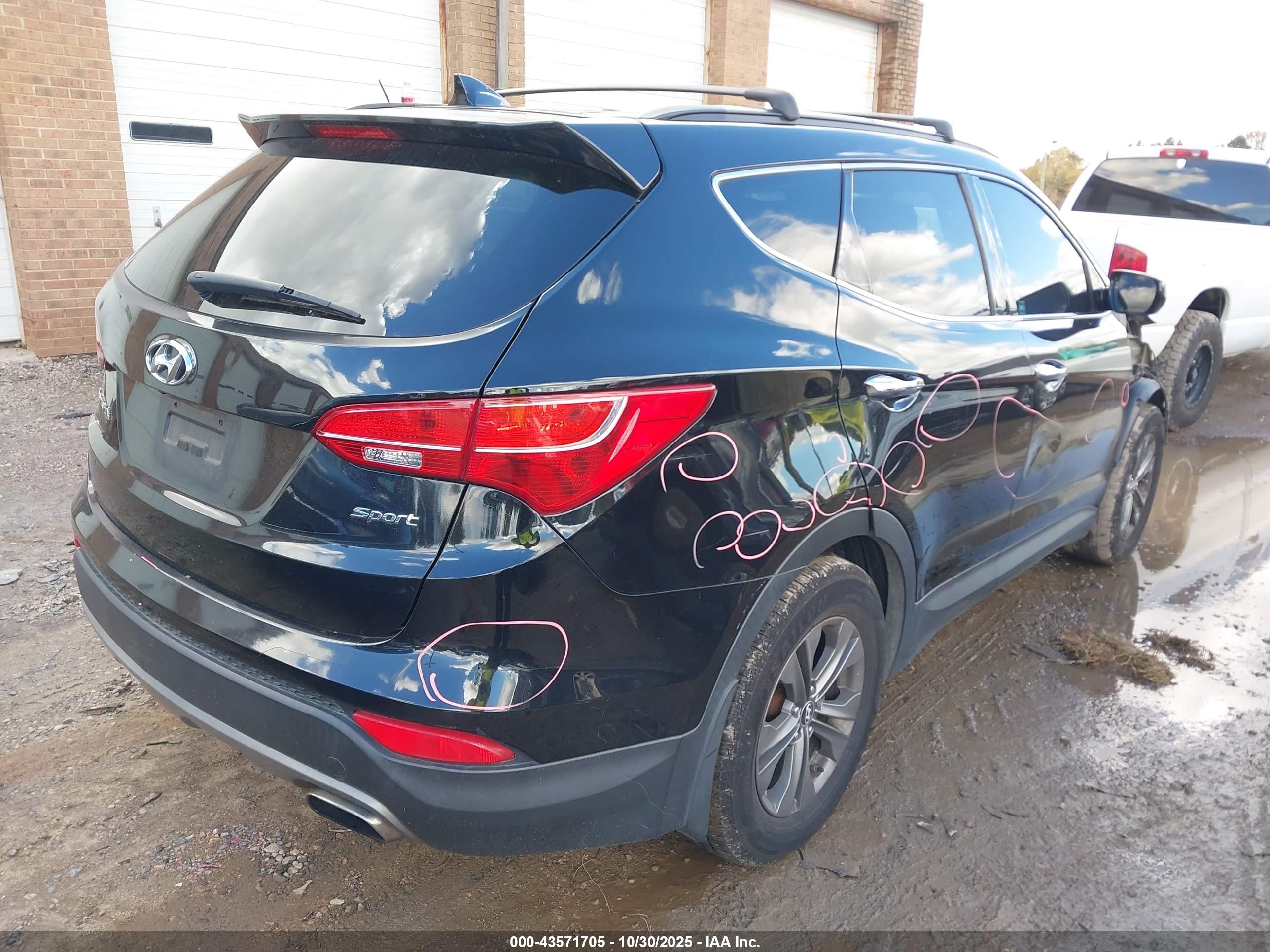 HYUNDAI SANTA image 4
