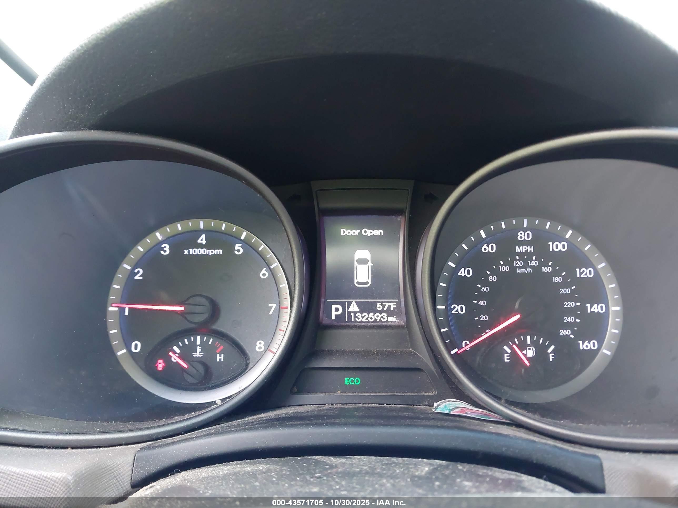 HYUNDAI SANTA image 7