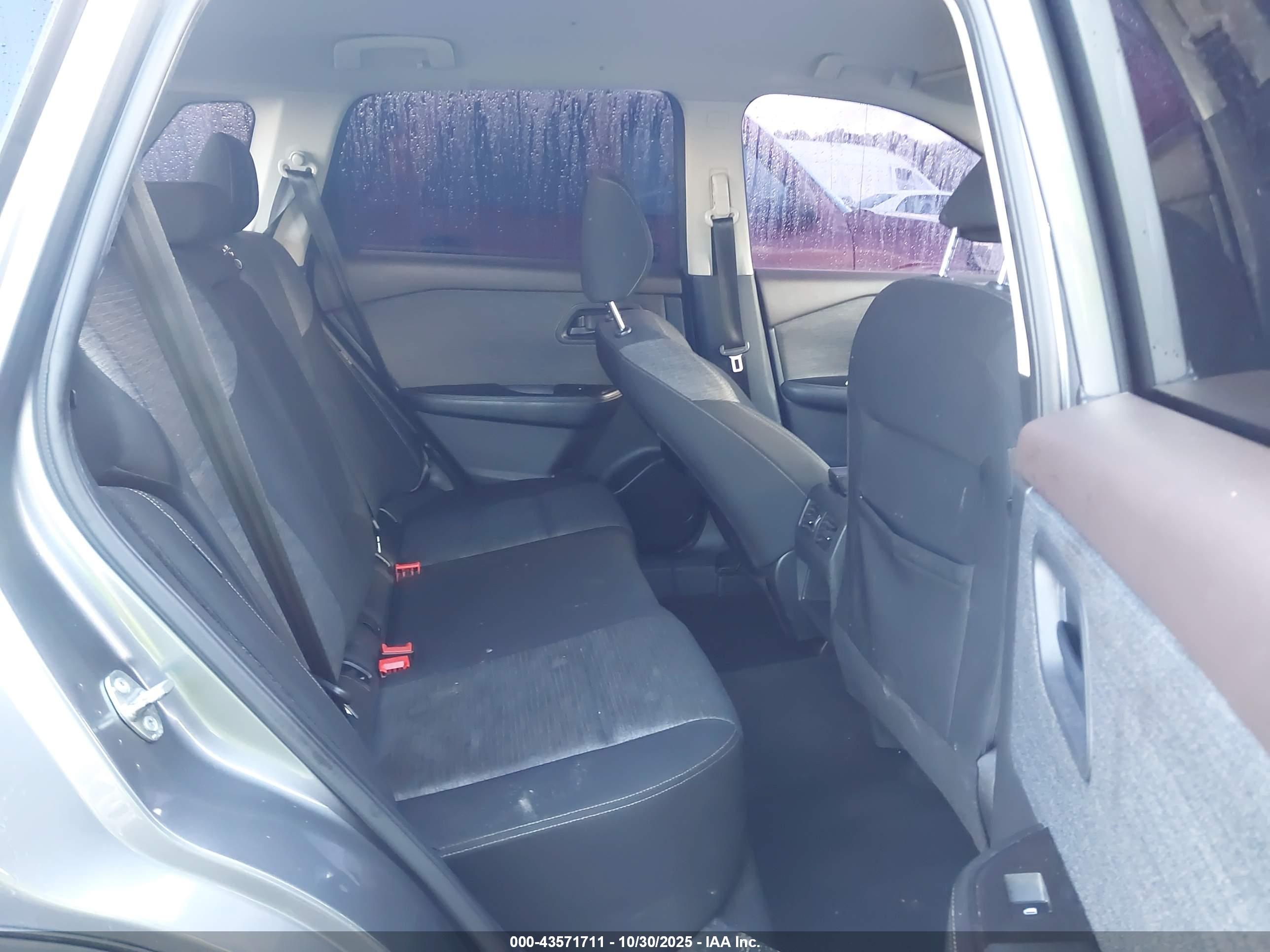 NISSAN ROGUE image 8