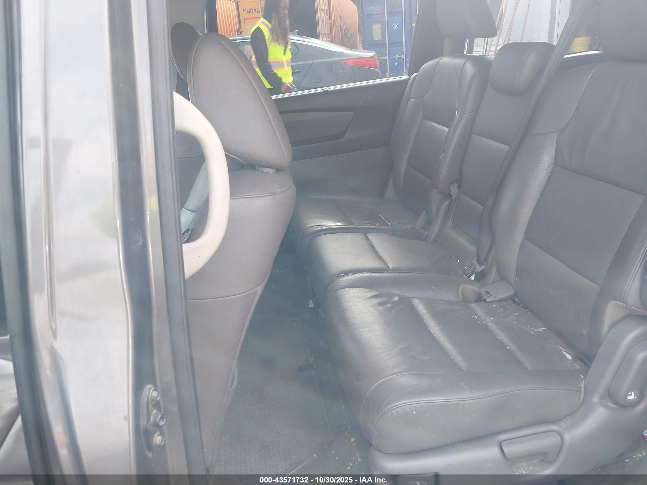 HONDA ODYSSEY image 8